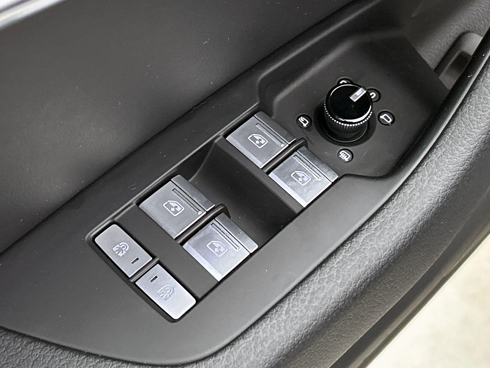 Audi-A6-image-30