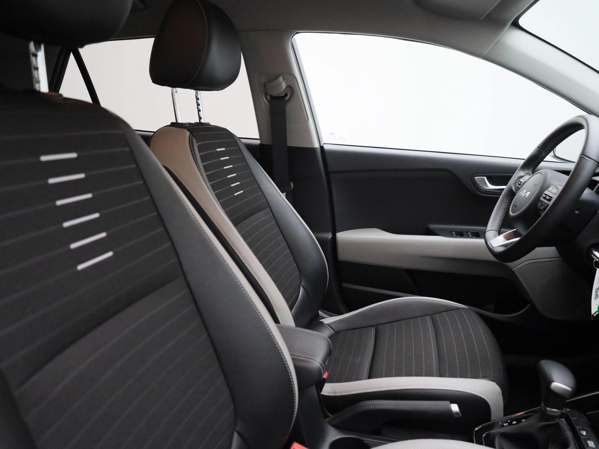 Kia-Stonic-image-29