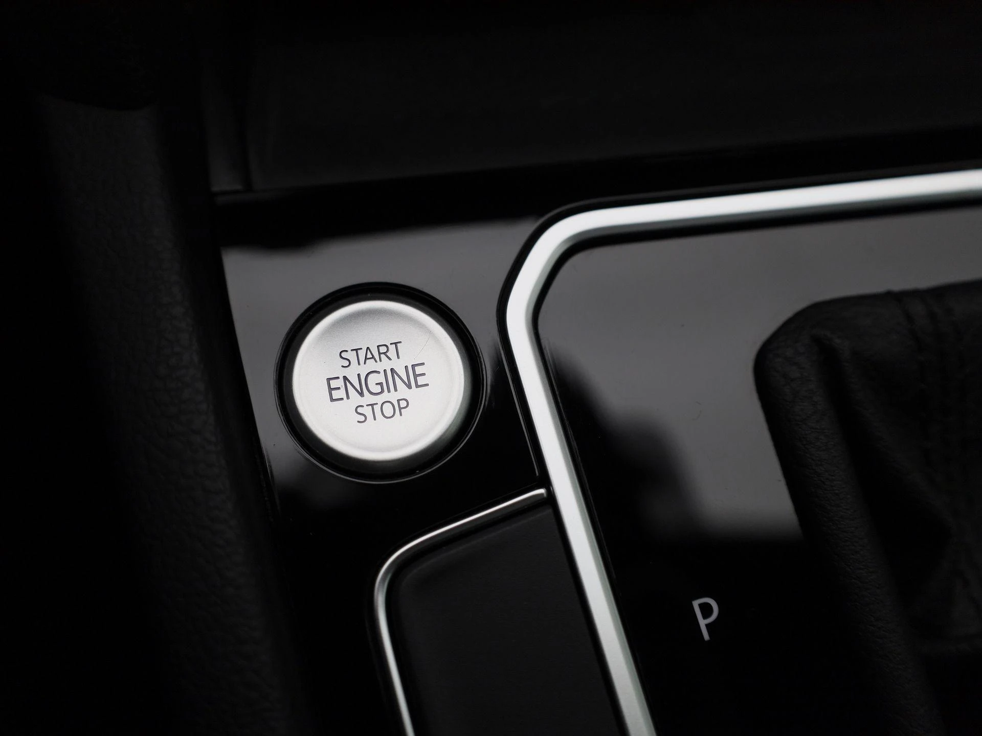 Volkswagen-Passat-image-26