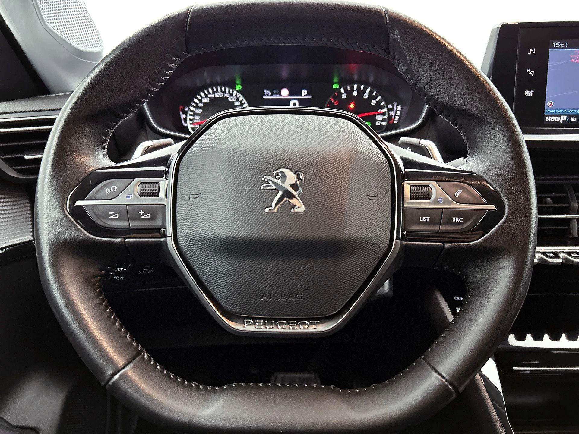 Peugeot-208-image-21