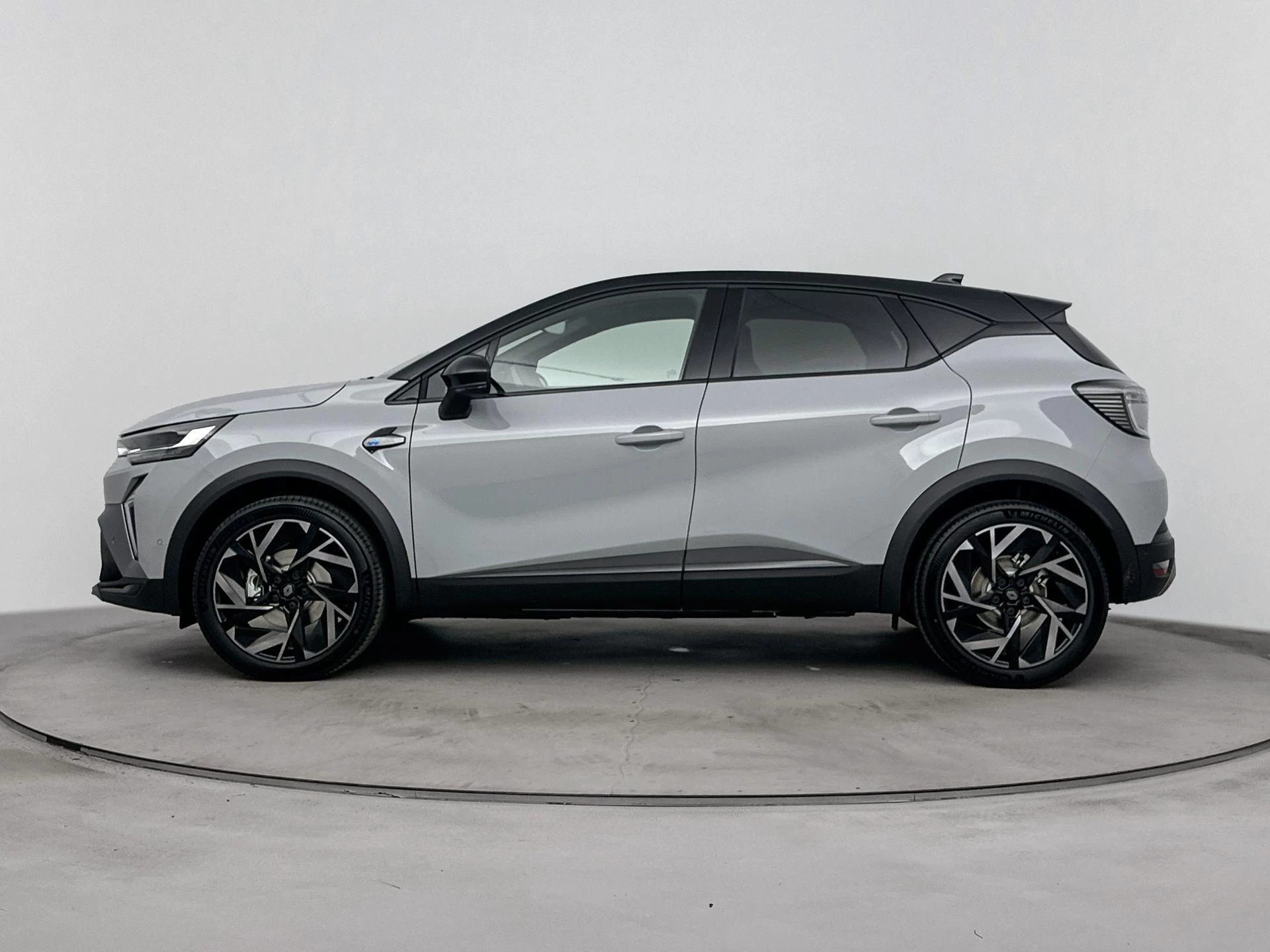 Renault-Captur-image-1