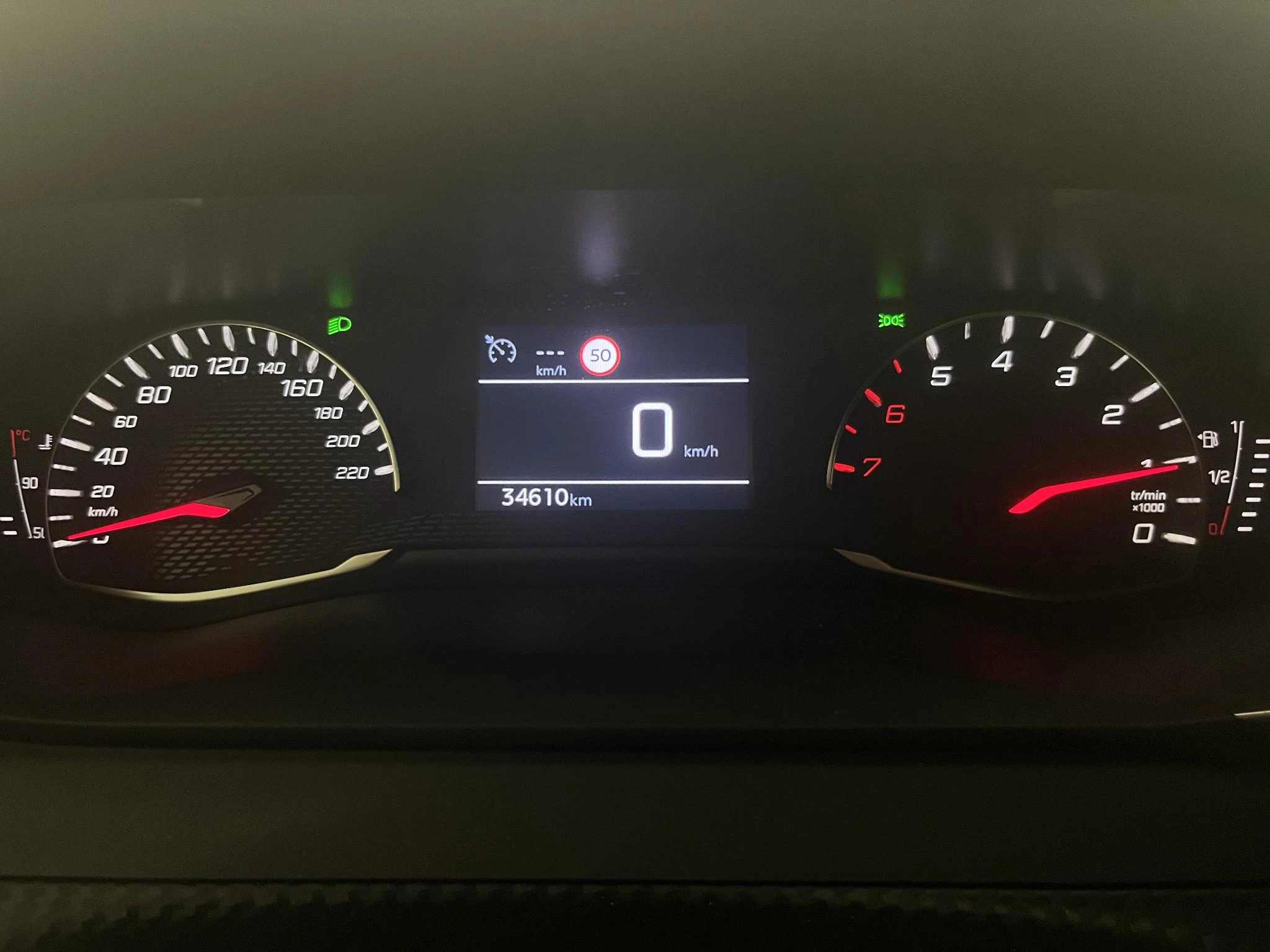 Peugeot-2008-image-6