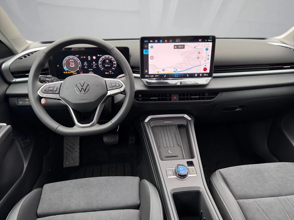 Volkswagen-T-Roc-image-7