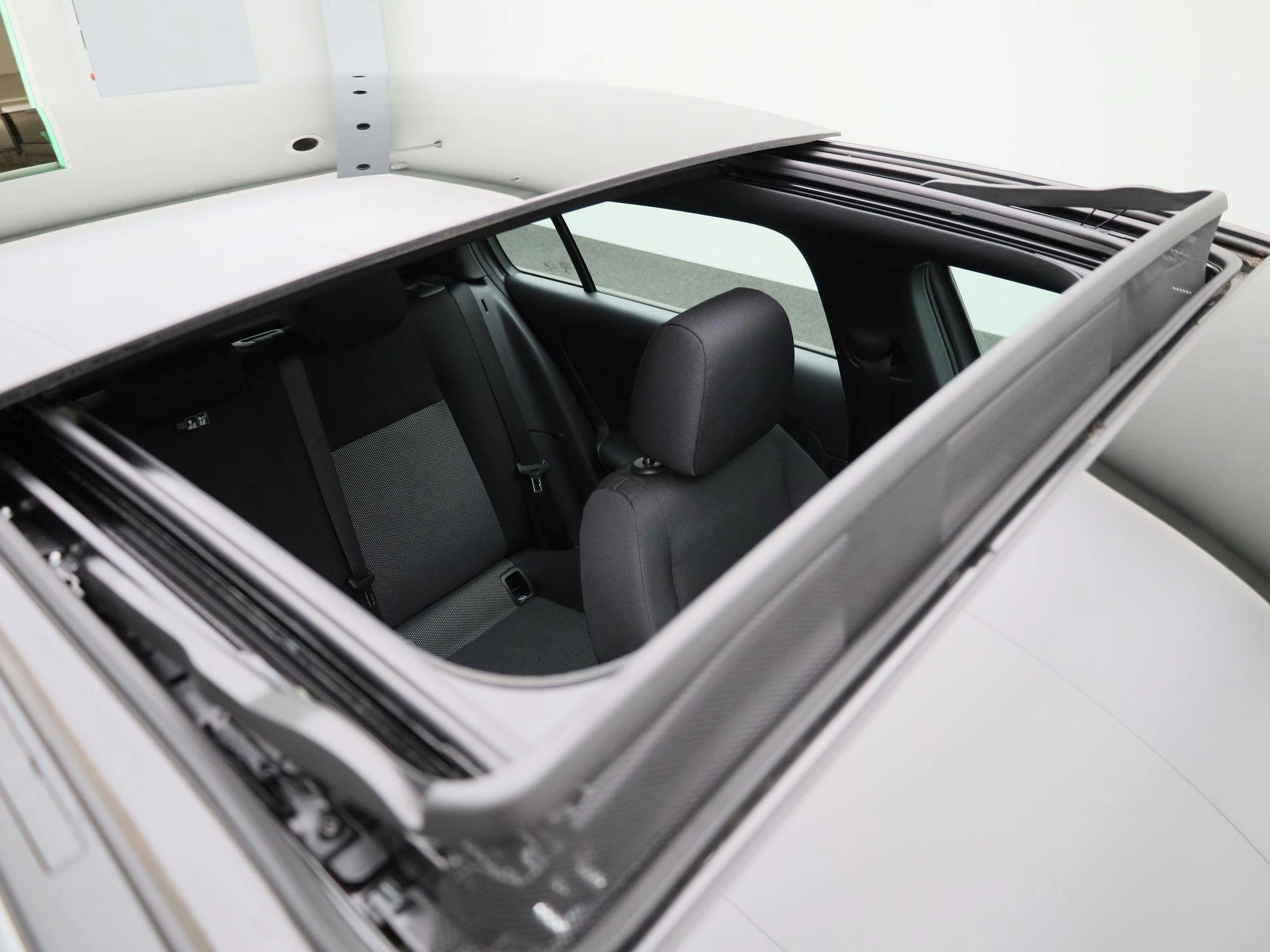 Mercedes-Benz-A-Klasse-image-37