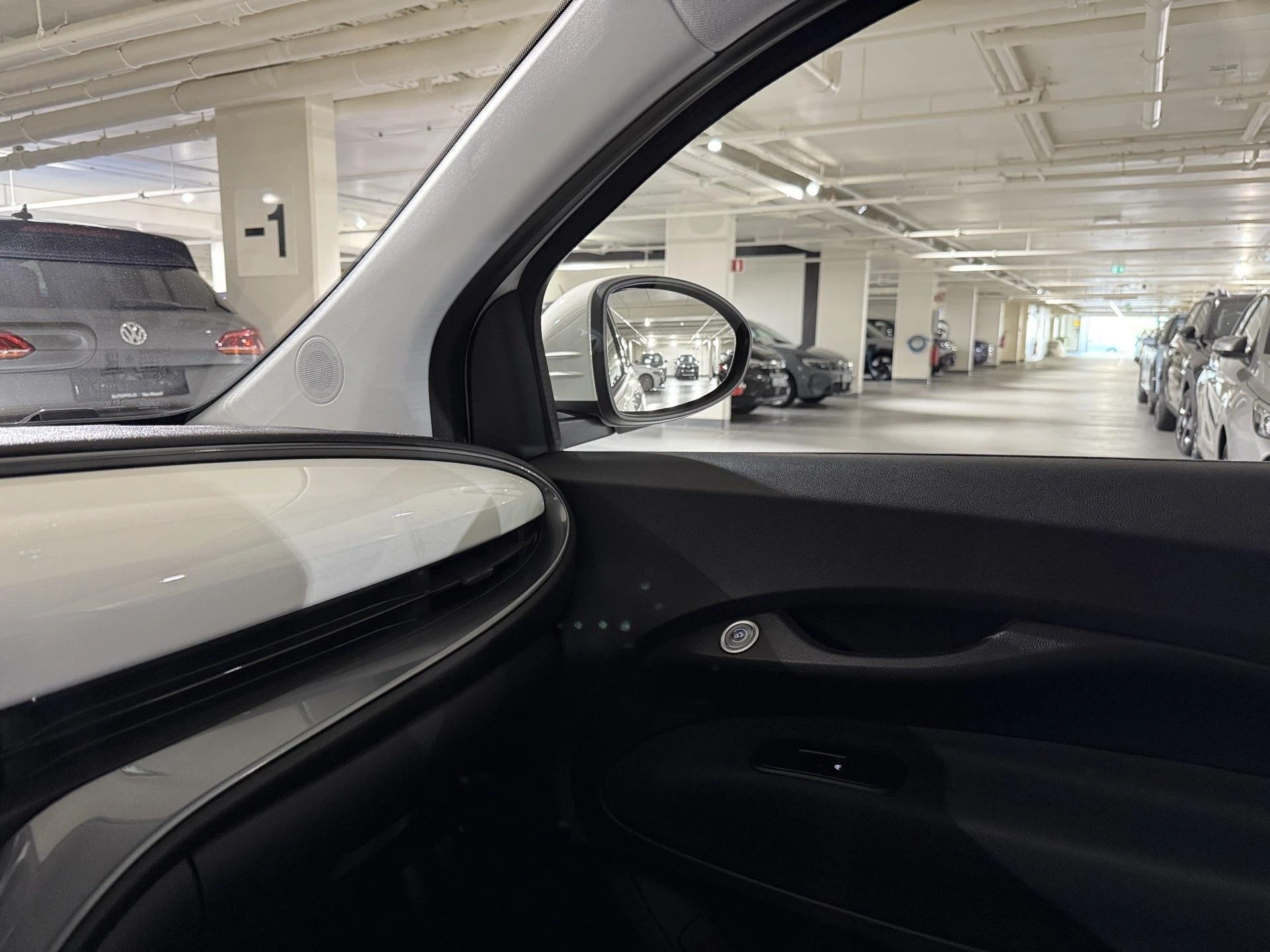 Fiat-500e-image-9