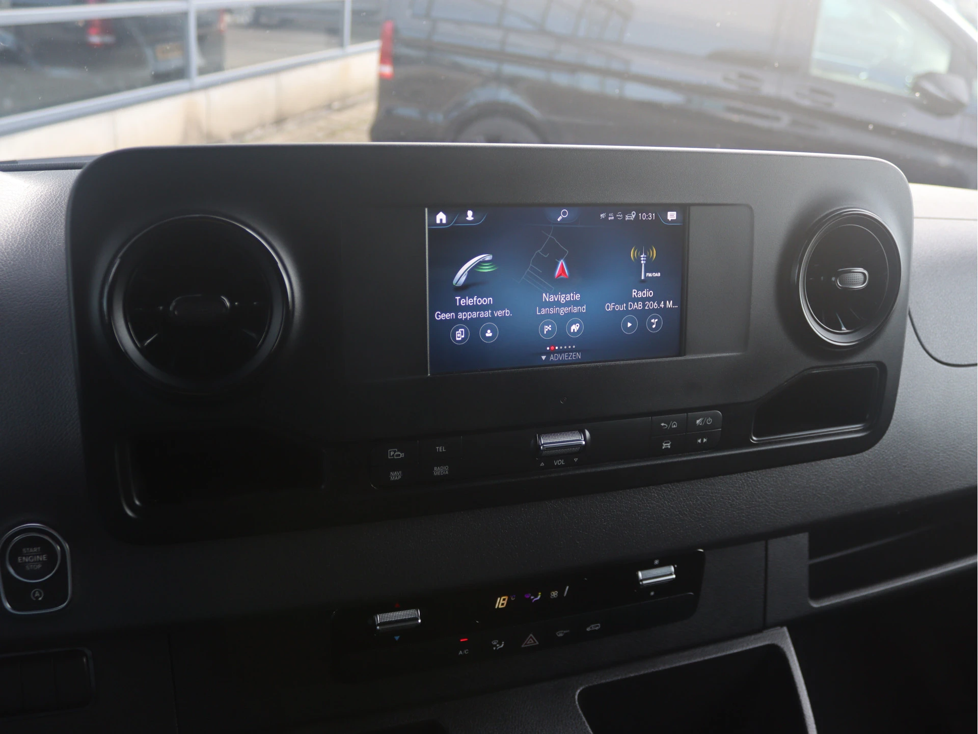 Mercedes-Benz-Sprinter-image-9