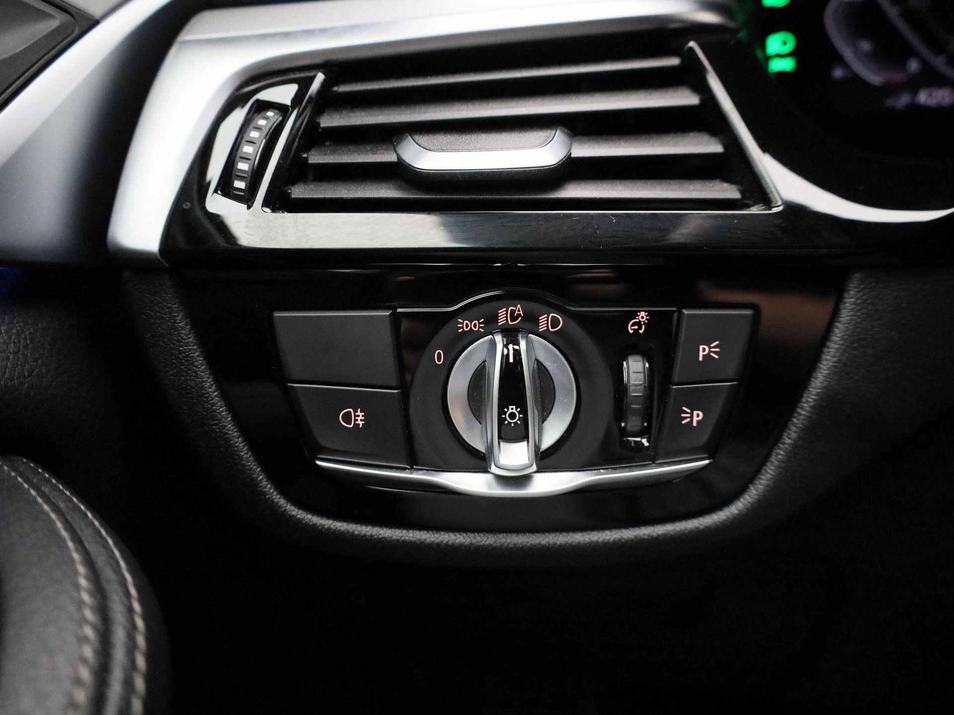 BMW-5 Serie-image-25