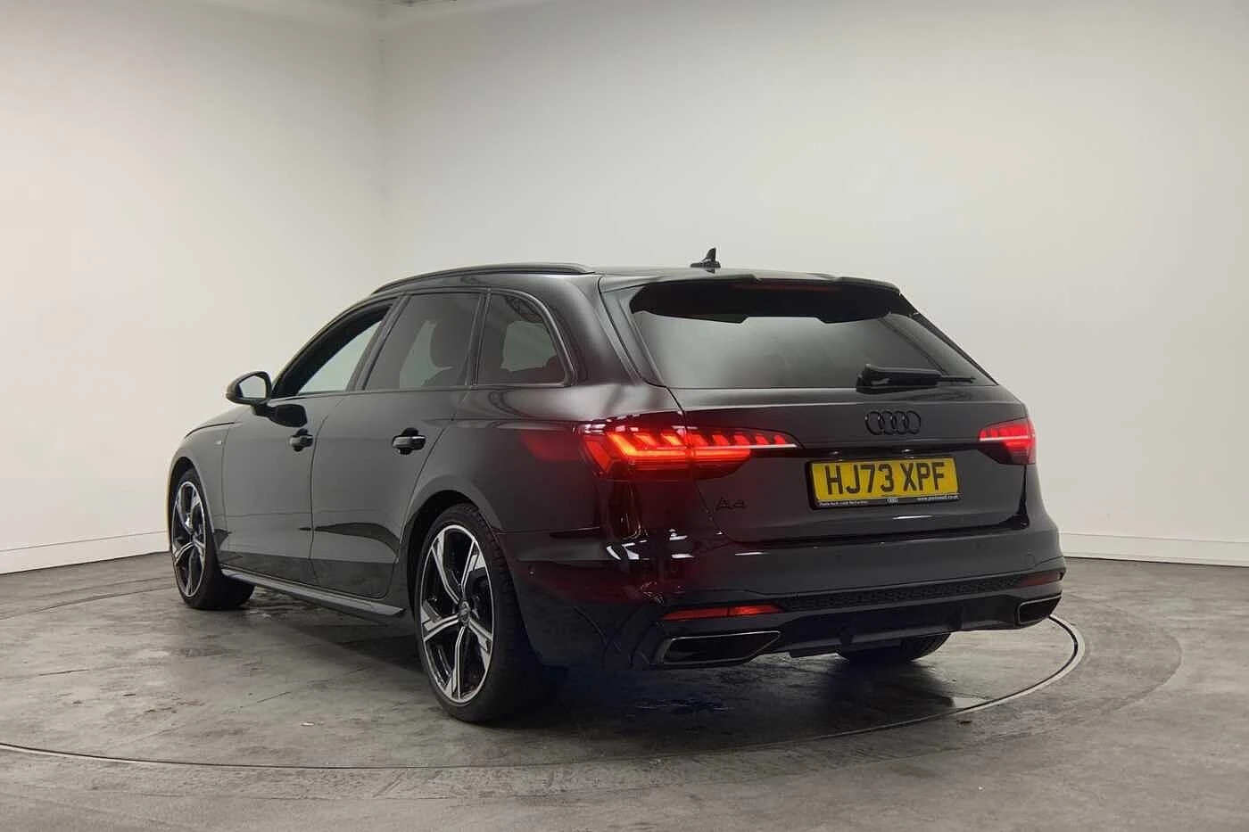 Audi-A4-image-2