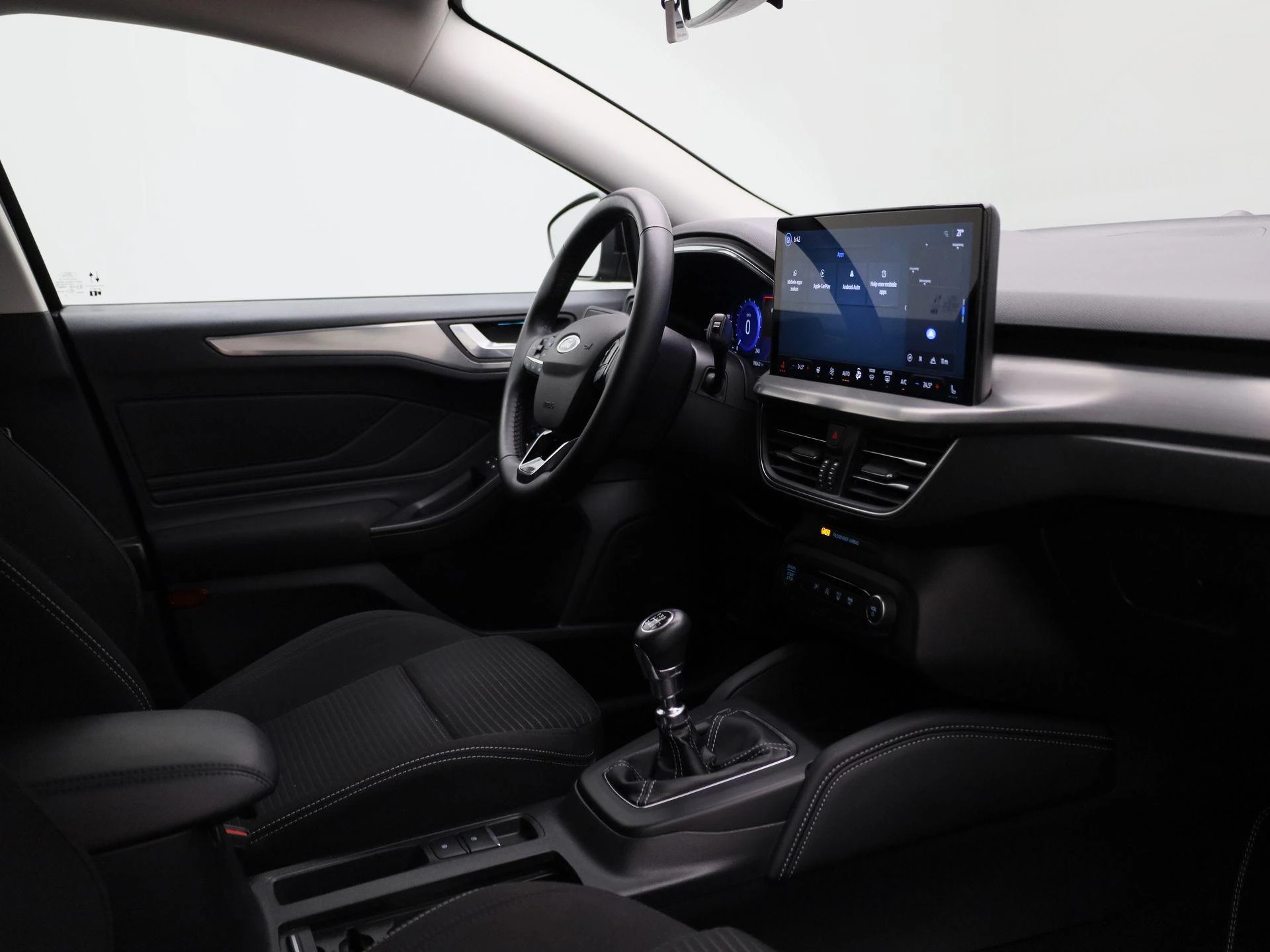 Ford Focus Clipper 1.0i EcoBoost MHEV 92kW Connected