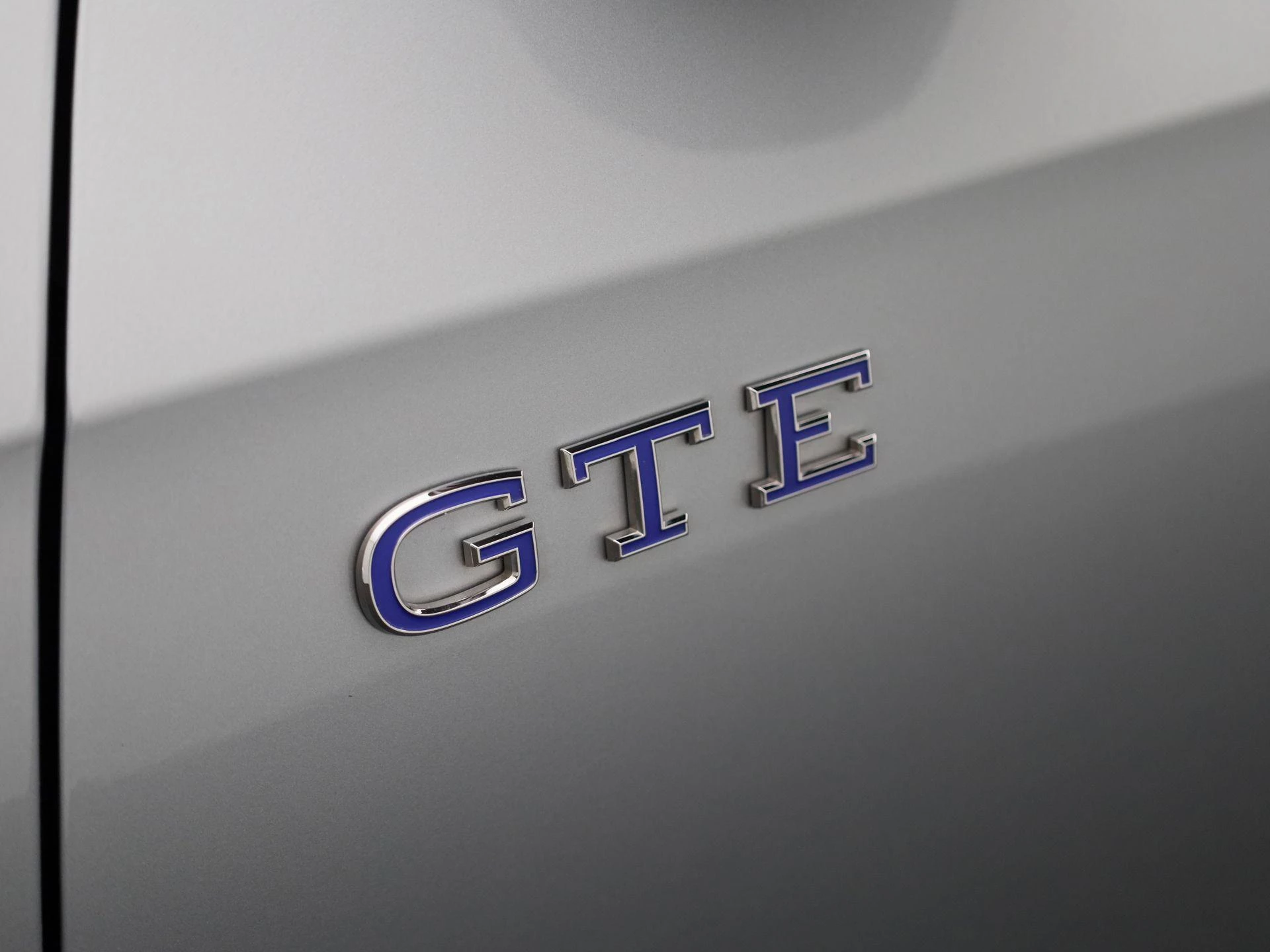 Volkswagen-Golf-image-16