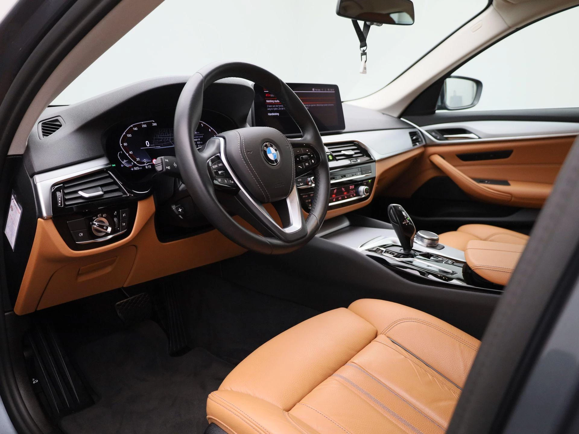 BMW-5 Serie-image-35