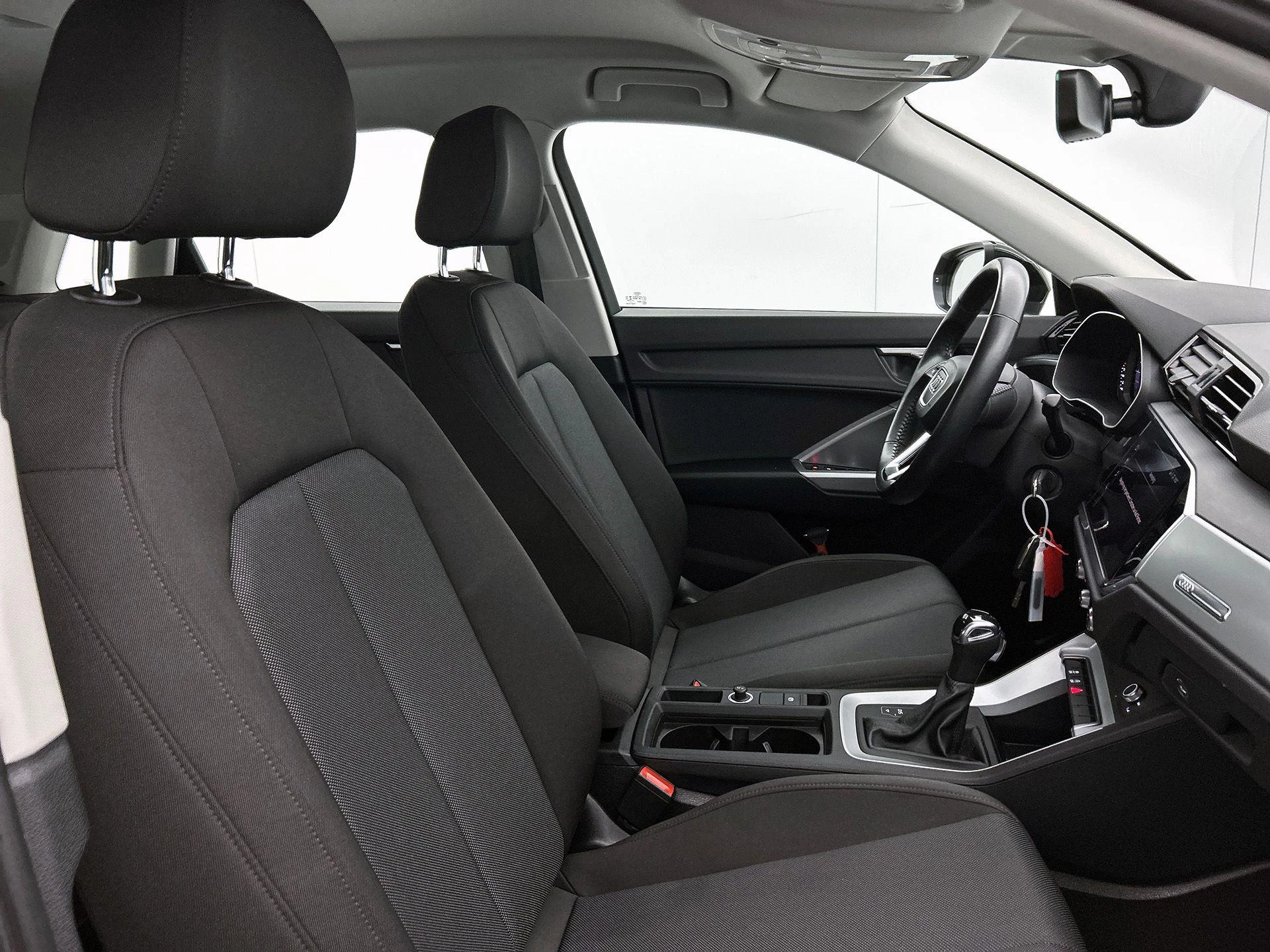 Audi-Q3-image-33