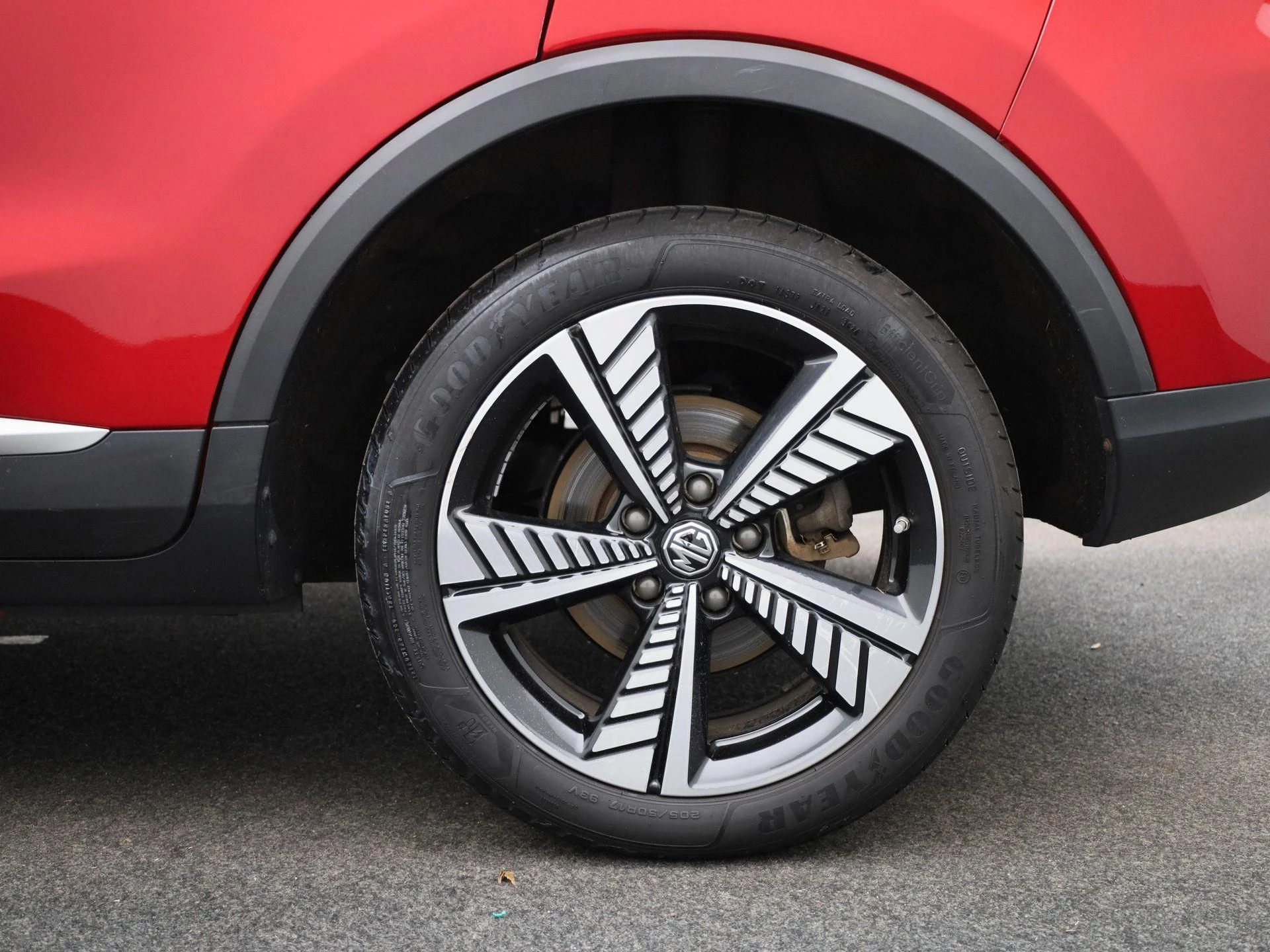 MG-ZS EV-image-13