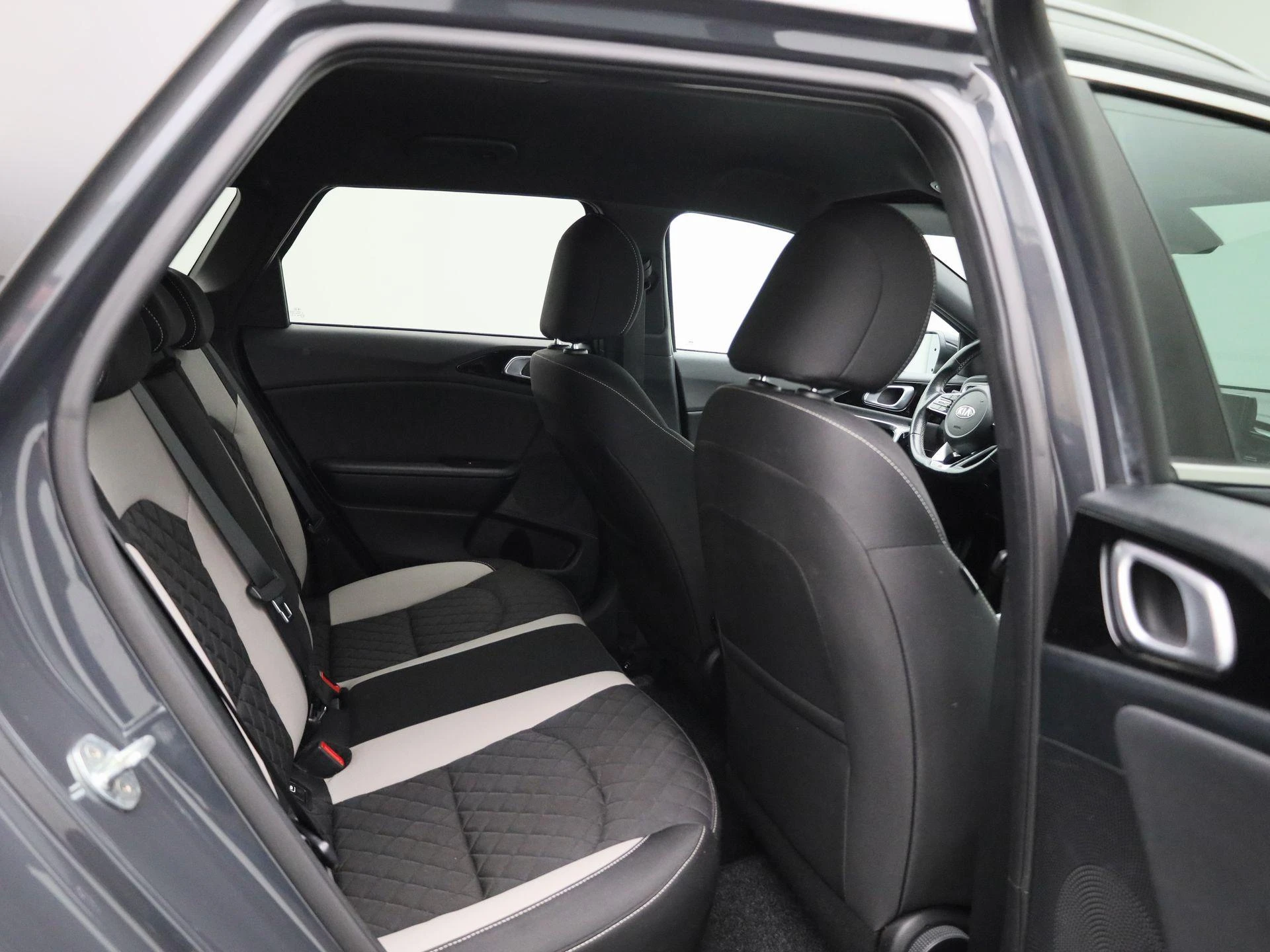 Kia-Ceed Sportswagon-image-33