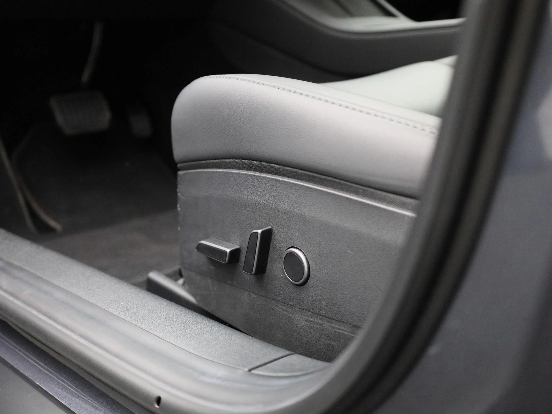 Tesla Model 3 Standard Range Autopilot