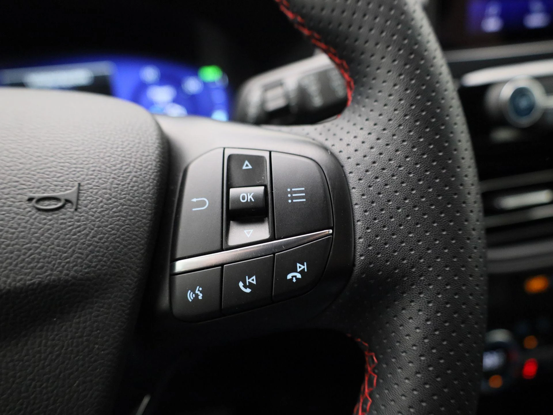 Ford-Kuga-image-16