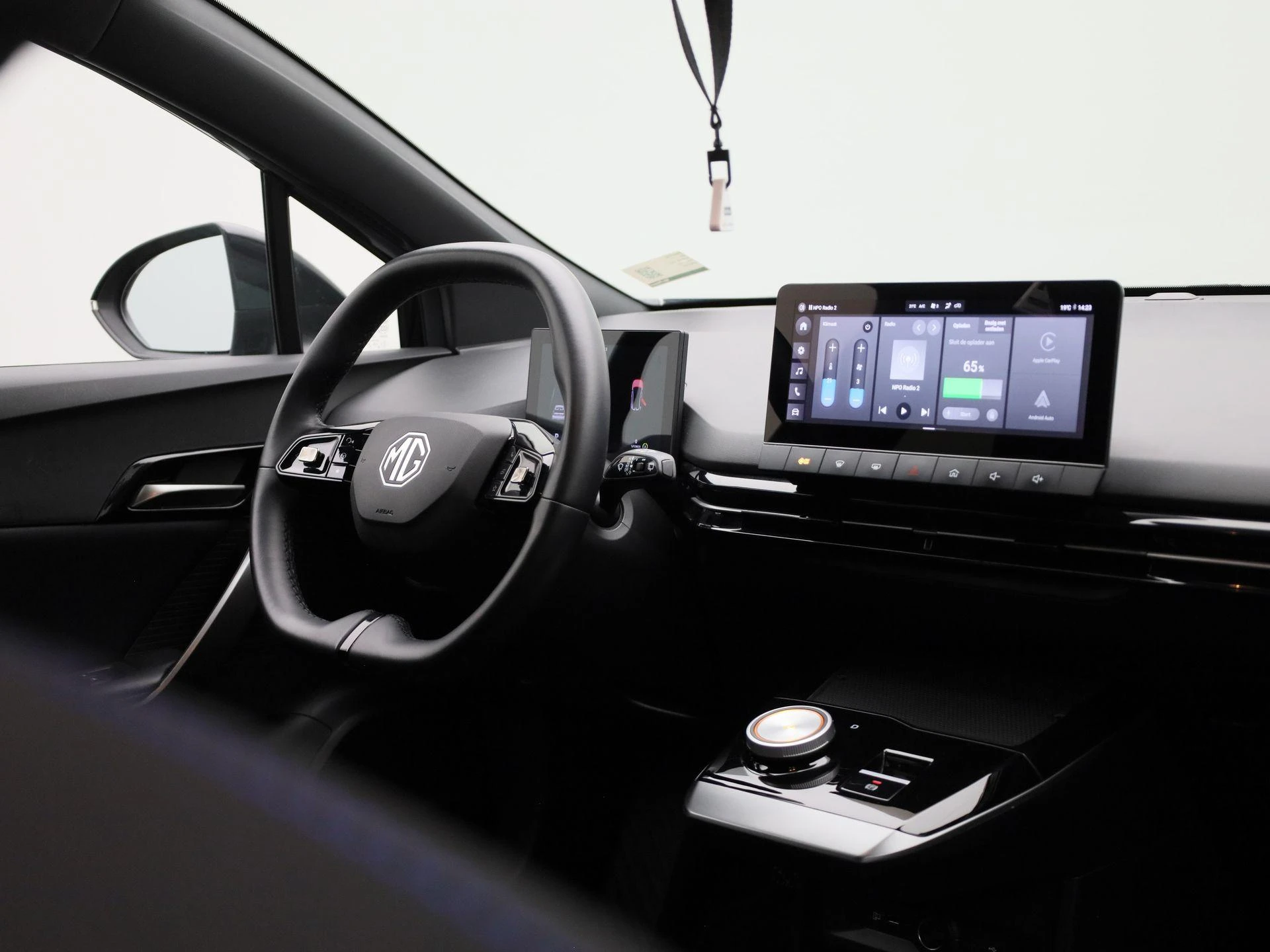 MG-MG4 EV-image-30