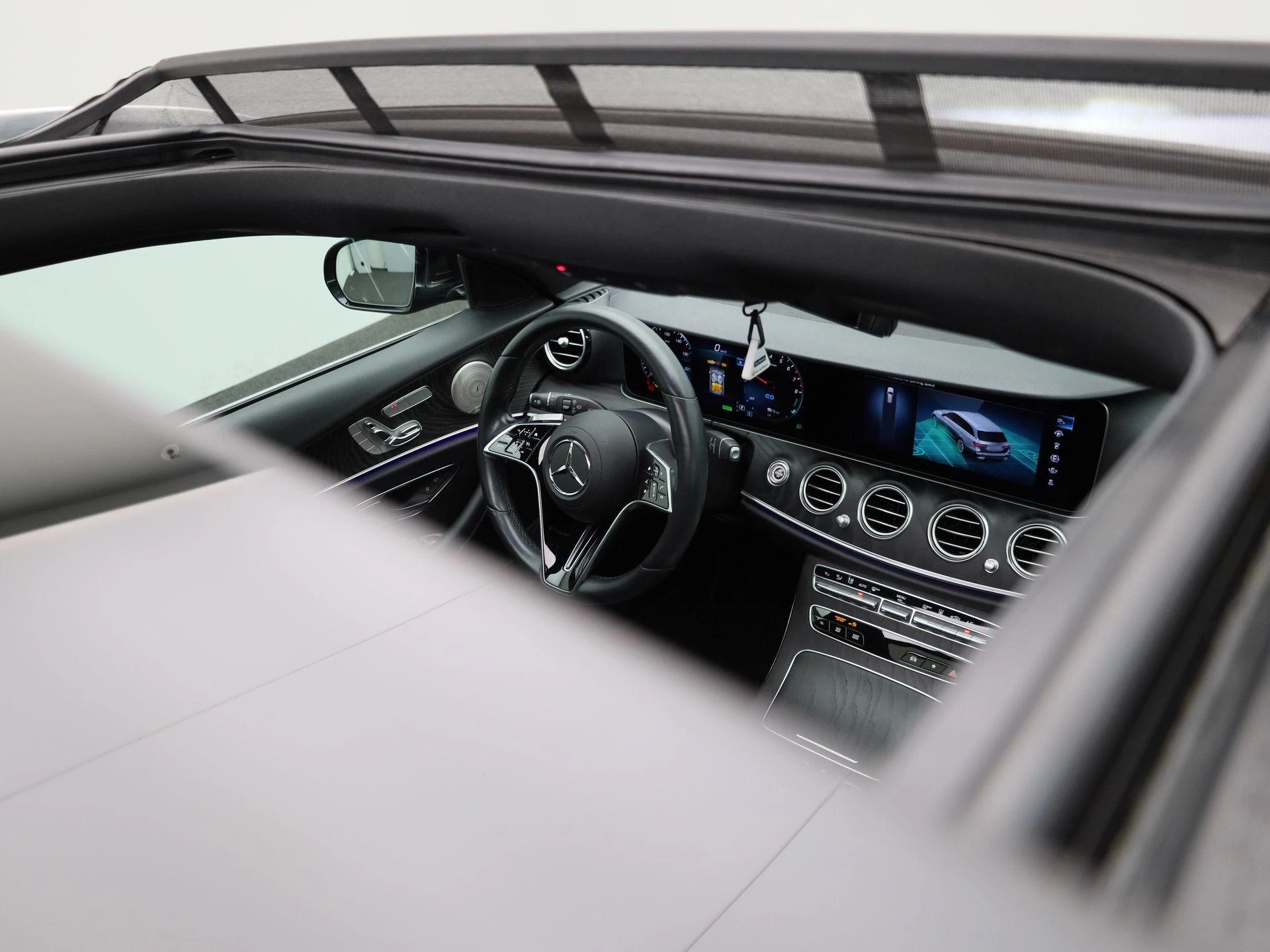 Mercedes-Benz-Classe E-image-48