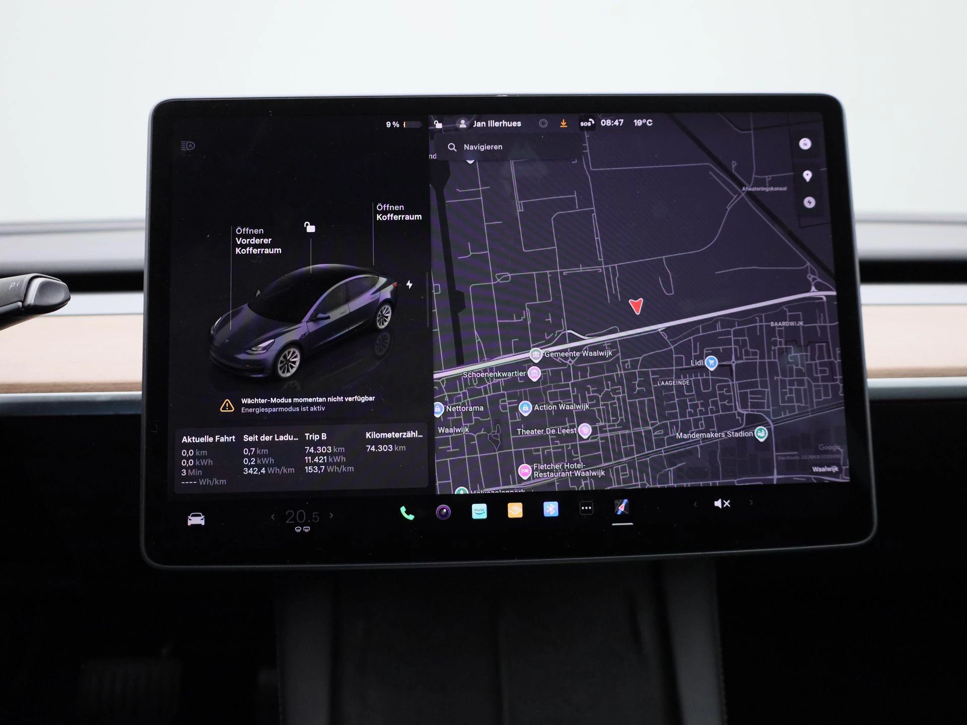 Tesla-Model 3-image-14