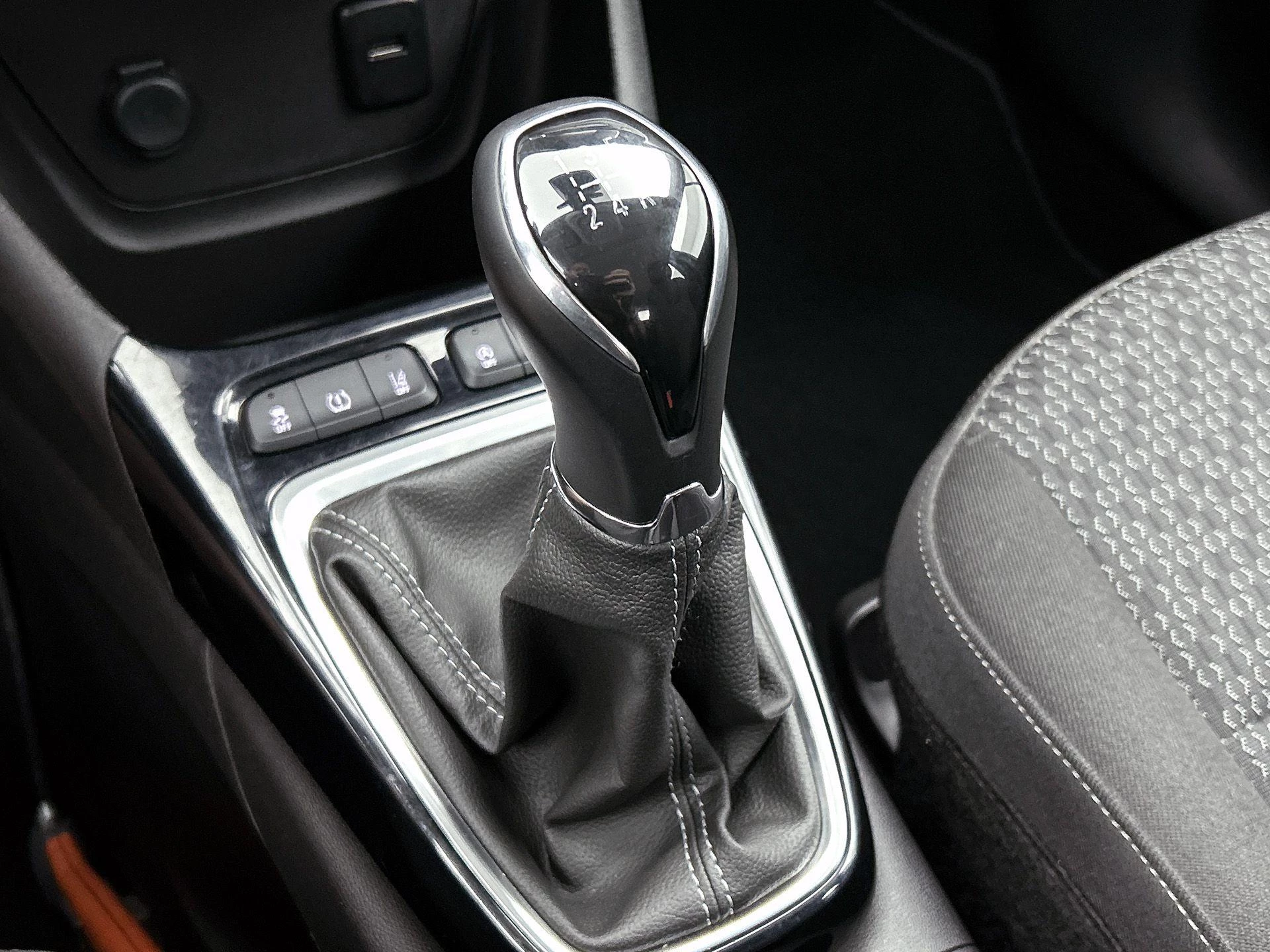 Opel-Crossland X-image-28