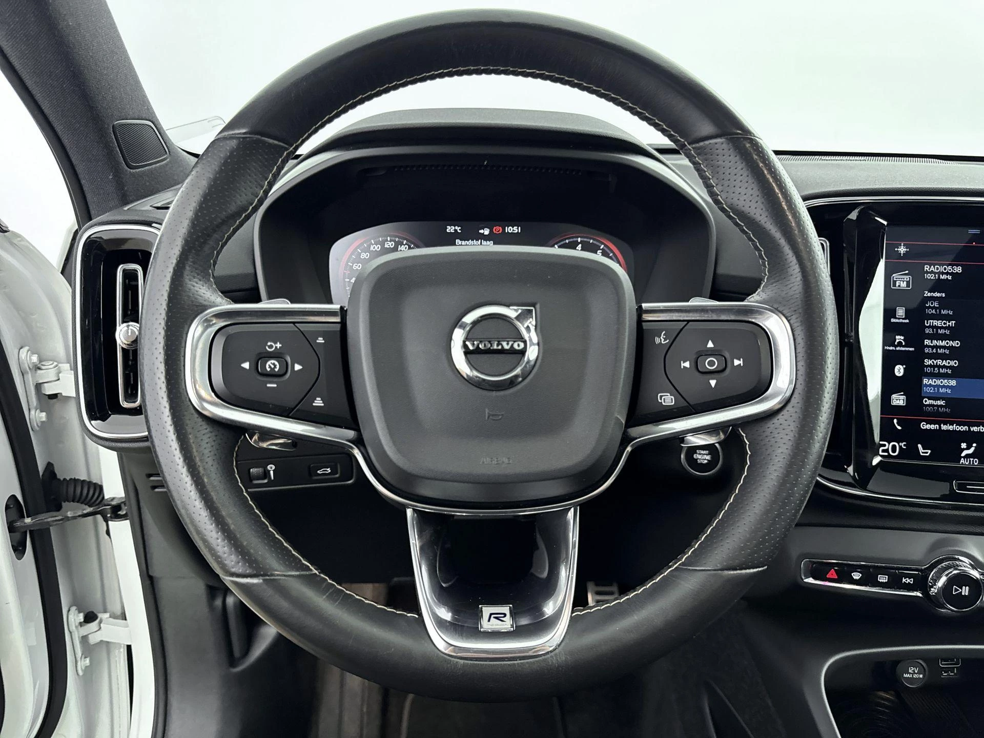 Volvo-XC40-image-13