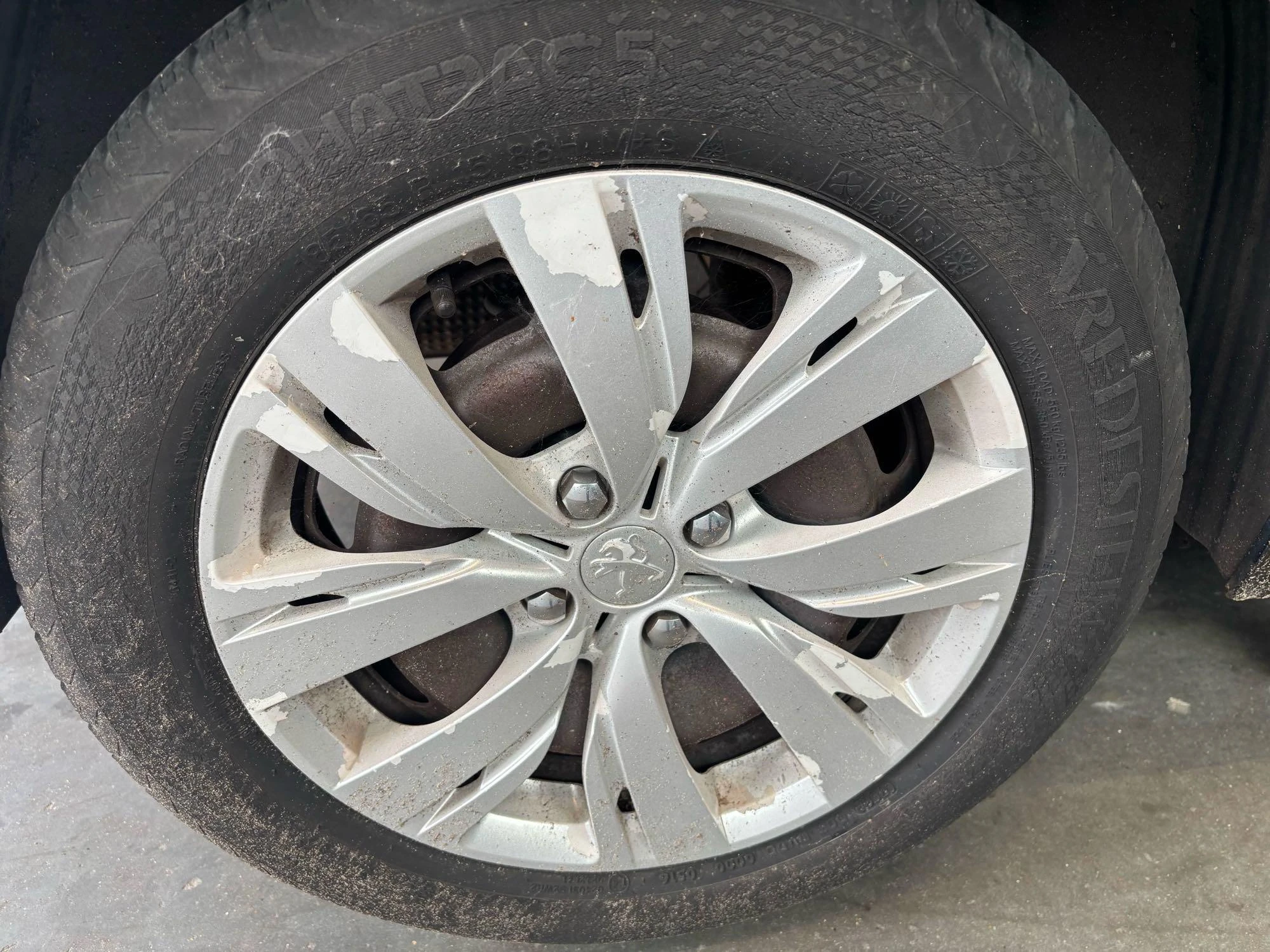 Peugeot-208-image-8