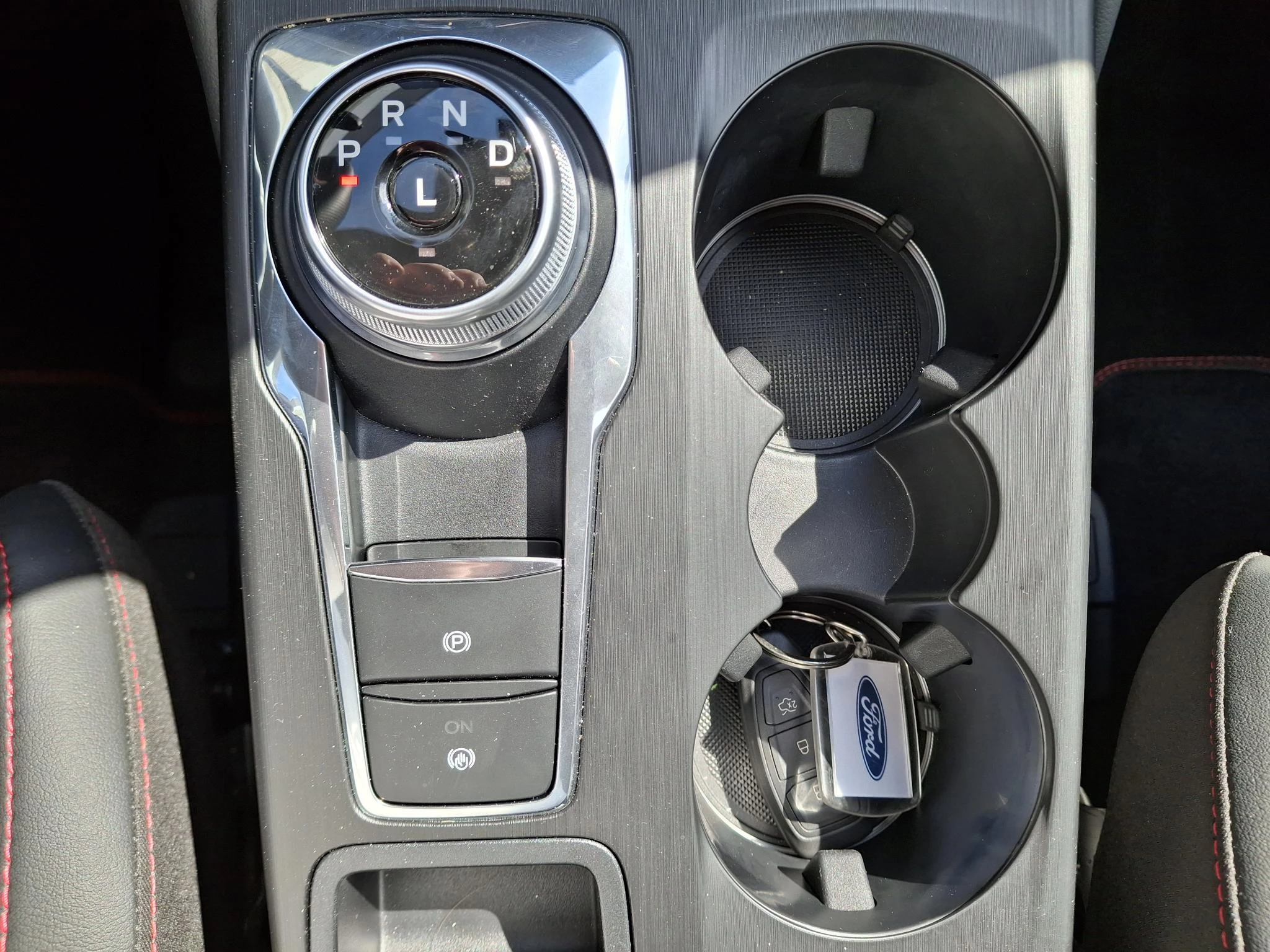 Ford-Kuga-image-16