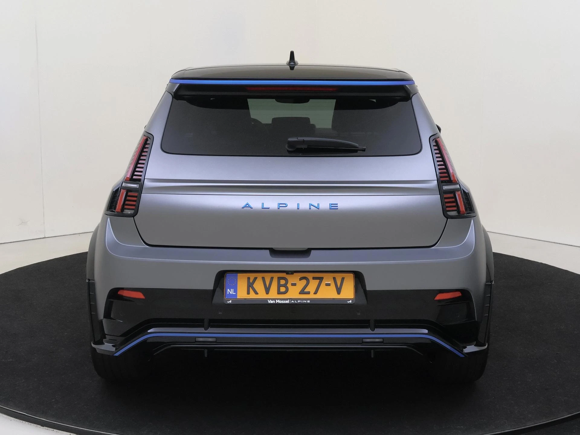 Alpine-A290-image-6