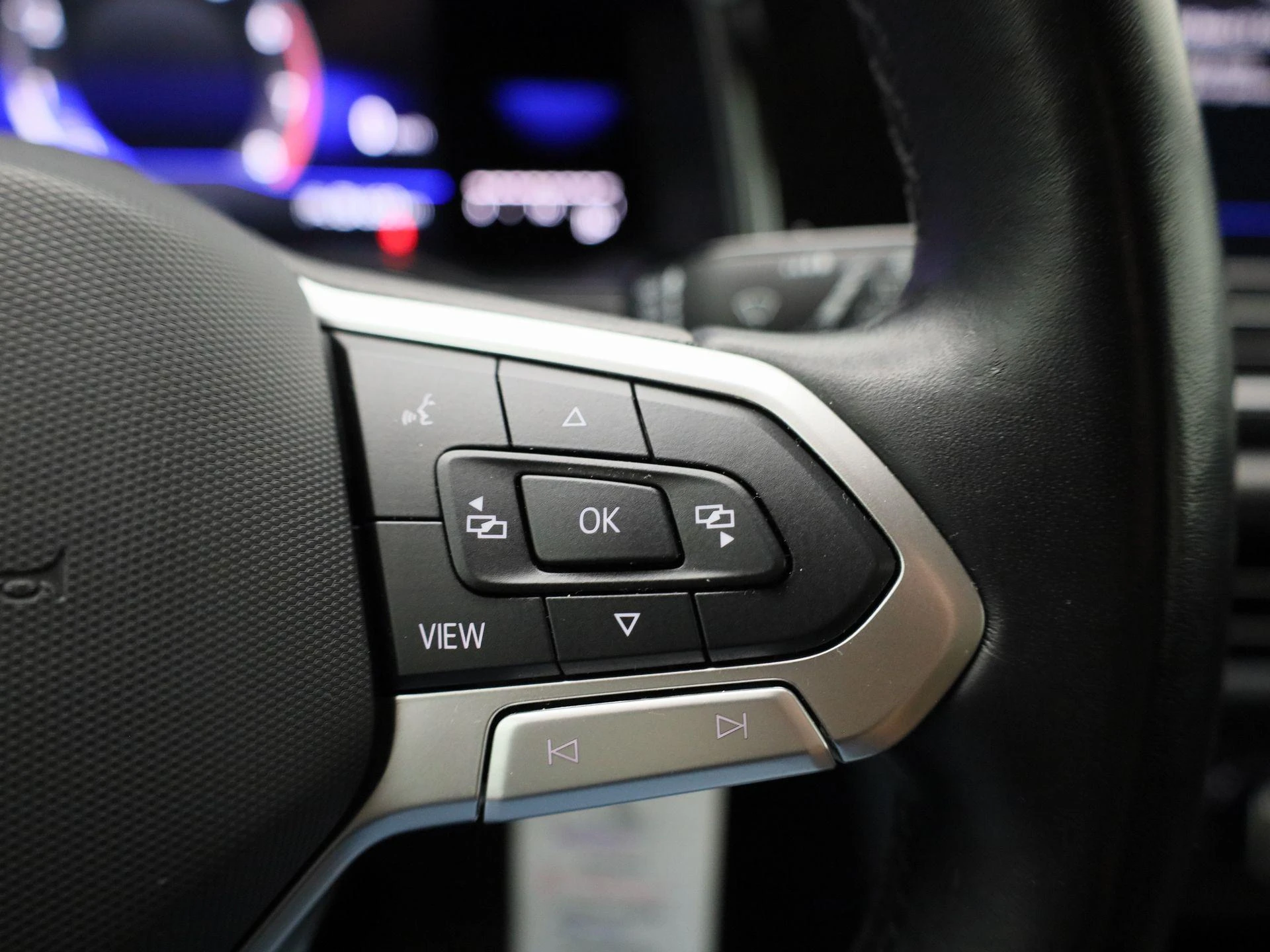 Volkswagen-Polo-image-14