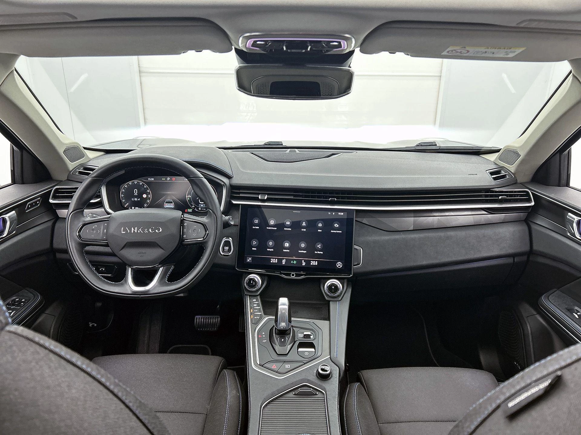 Lynk & Co-01-image-19