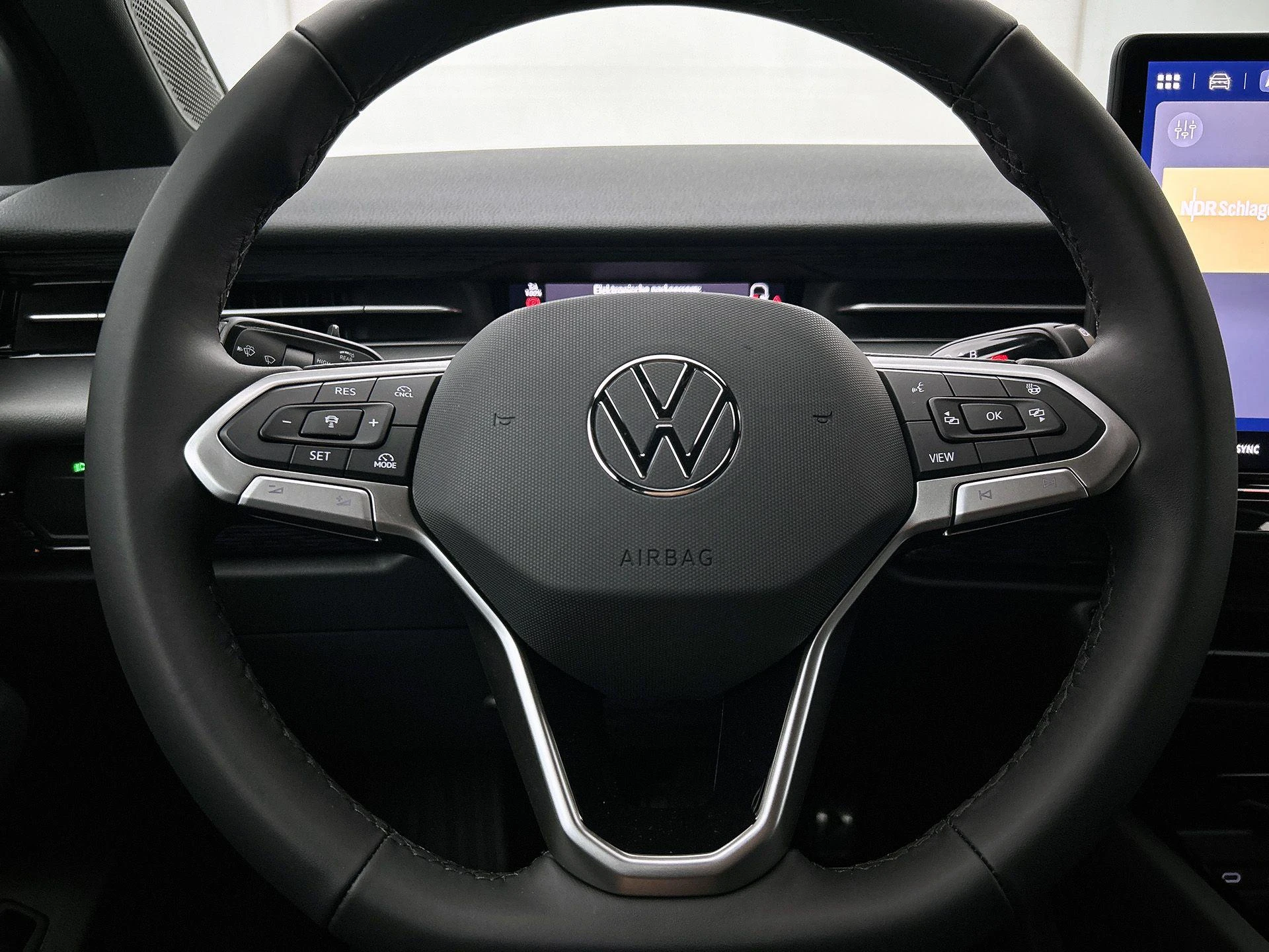 Volkswagen-ID.7-image-30