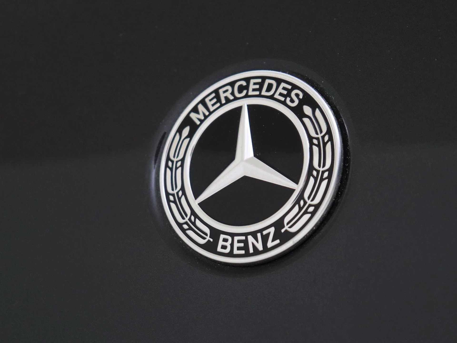 Mercedes-Benz-EQE-image-28