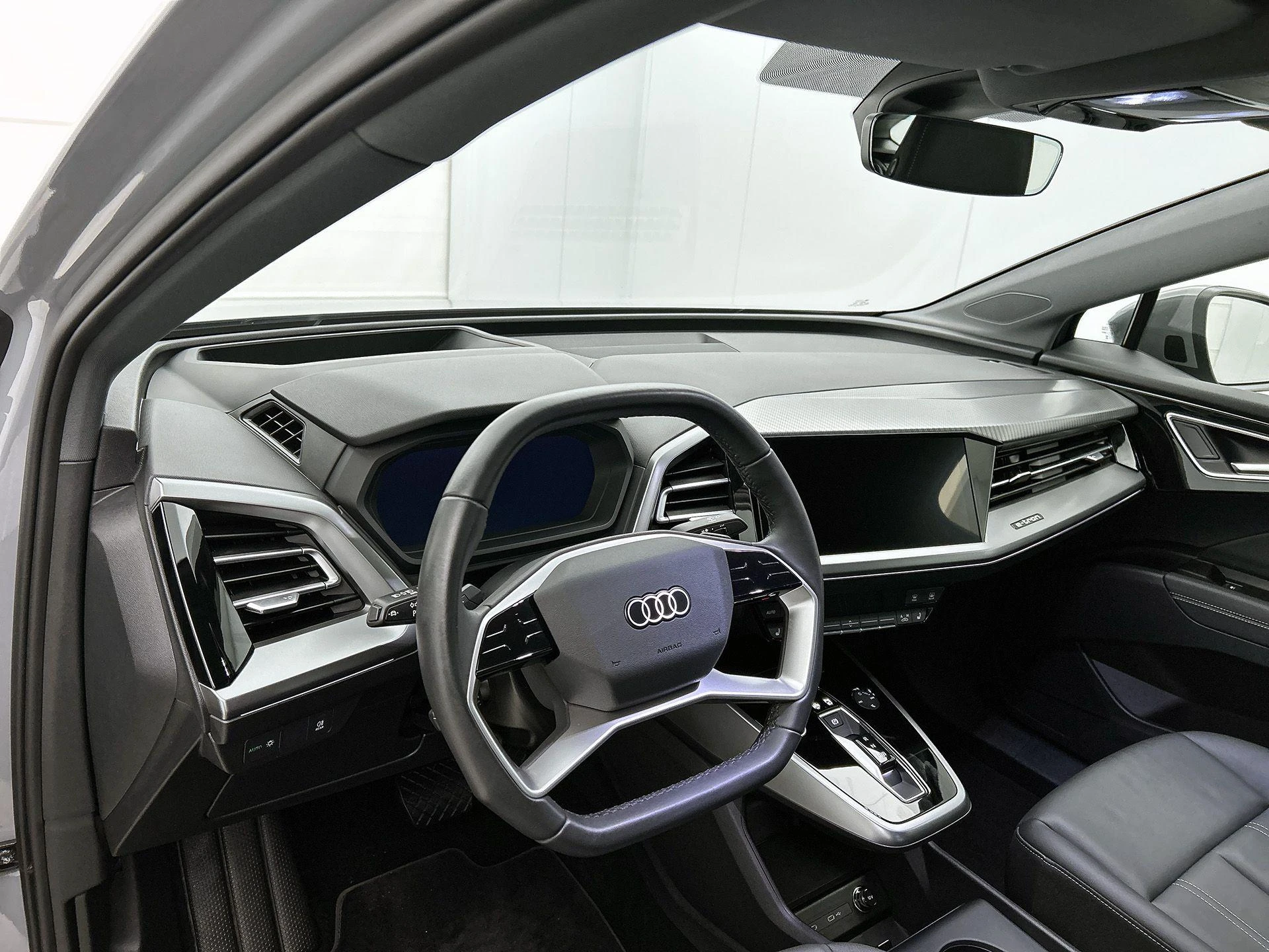 Audi-Q4 Sportback e-tron-image-18