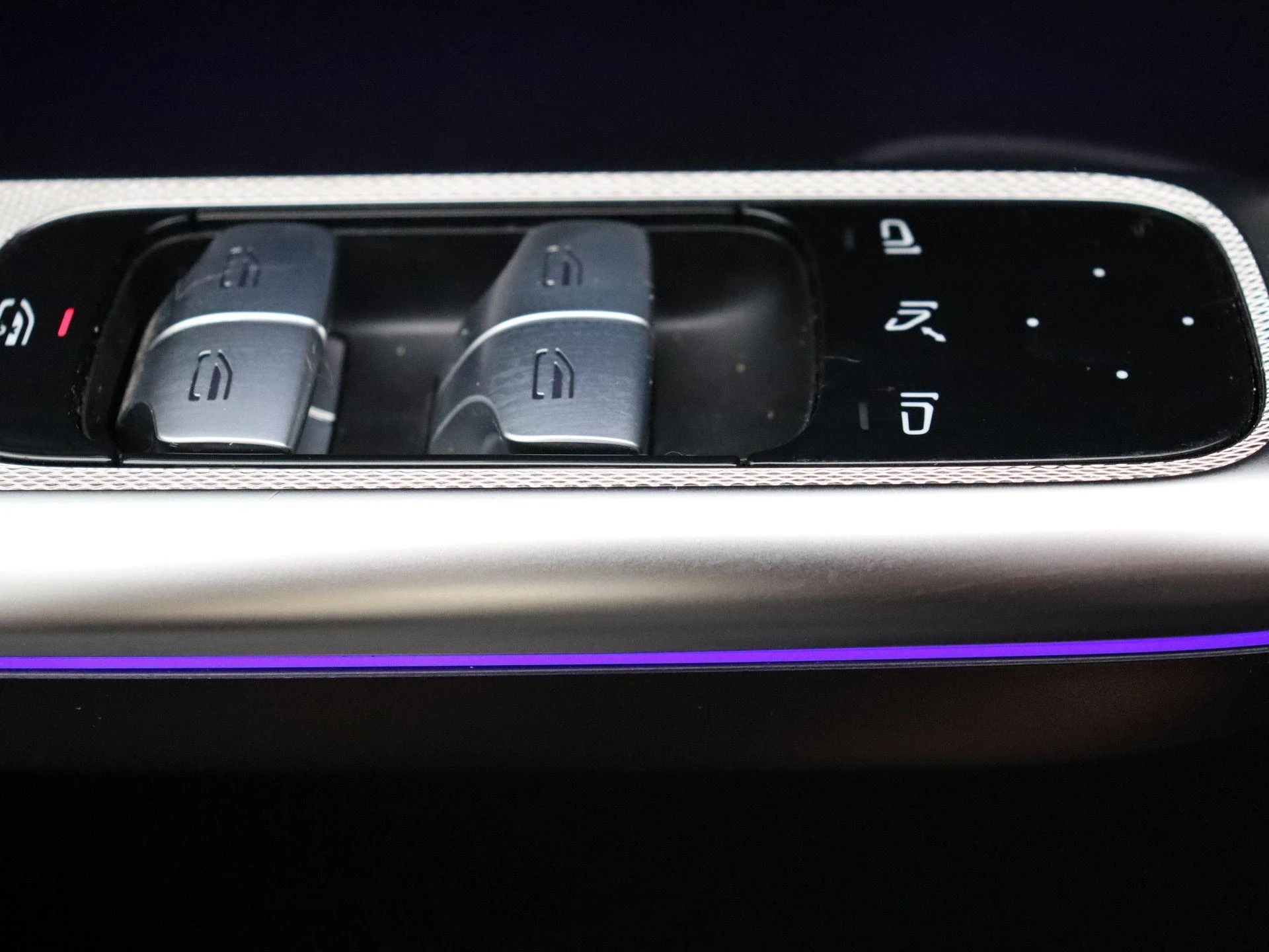Mercedes-Benz-GLC-image-10