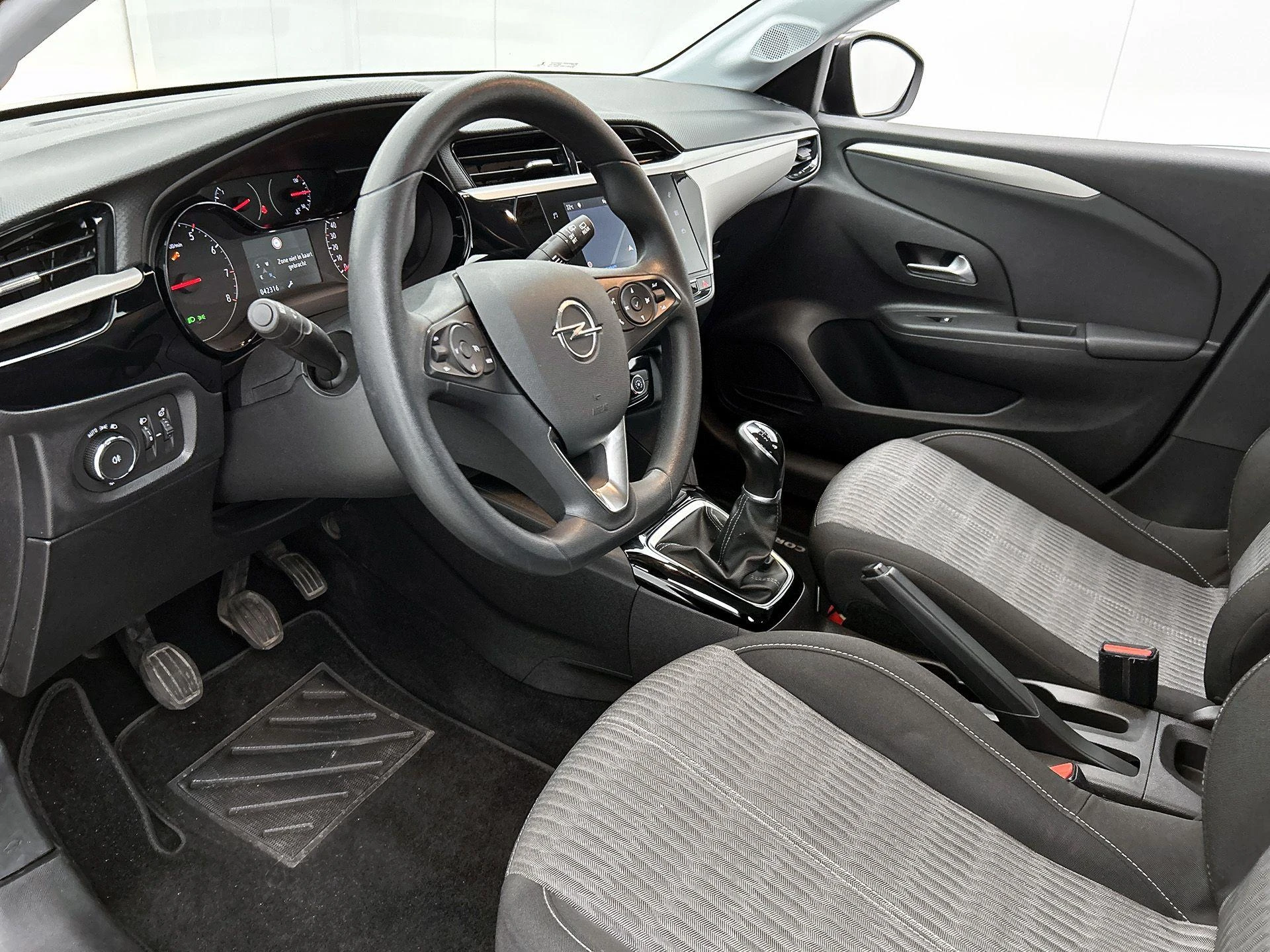 Opel-Corsa-image-20