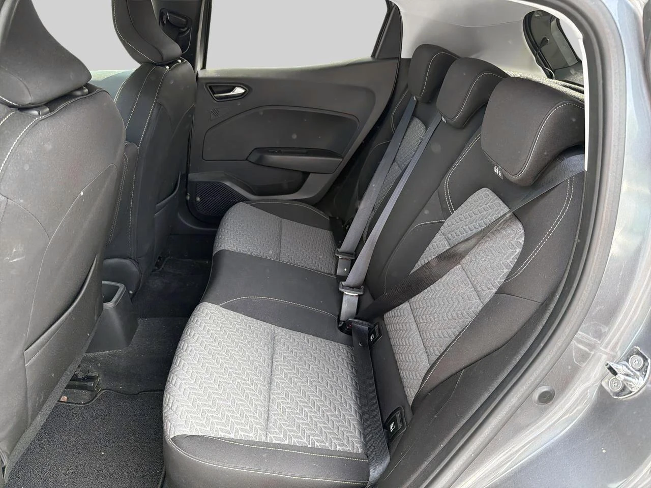Renault-Clio-image-13