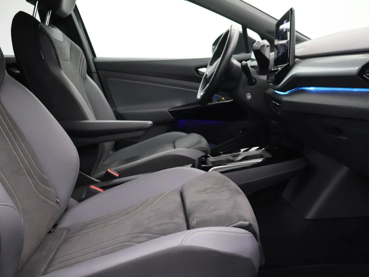 Volkswagen ID.4 Pro Performance Business Premium 77kWh 204pk *TREKHAAK*PANO*NAVI*APP CONNECT*BLTH*CRUISE*PDC*...