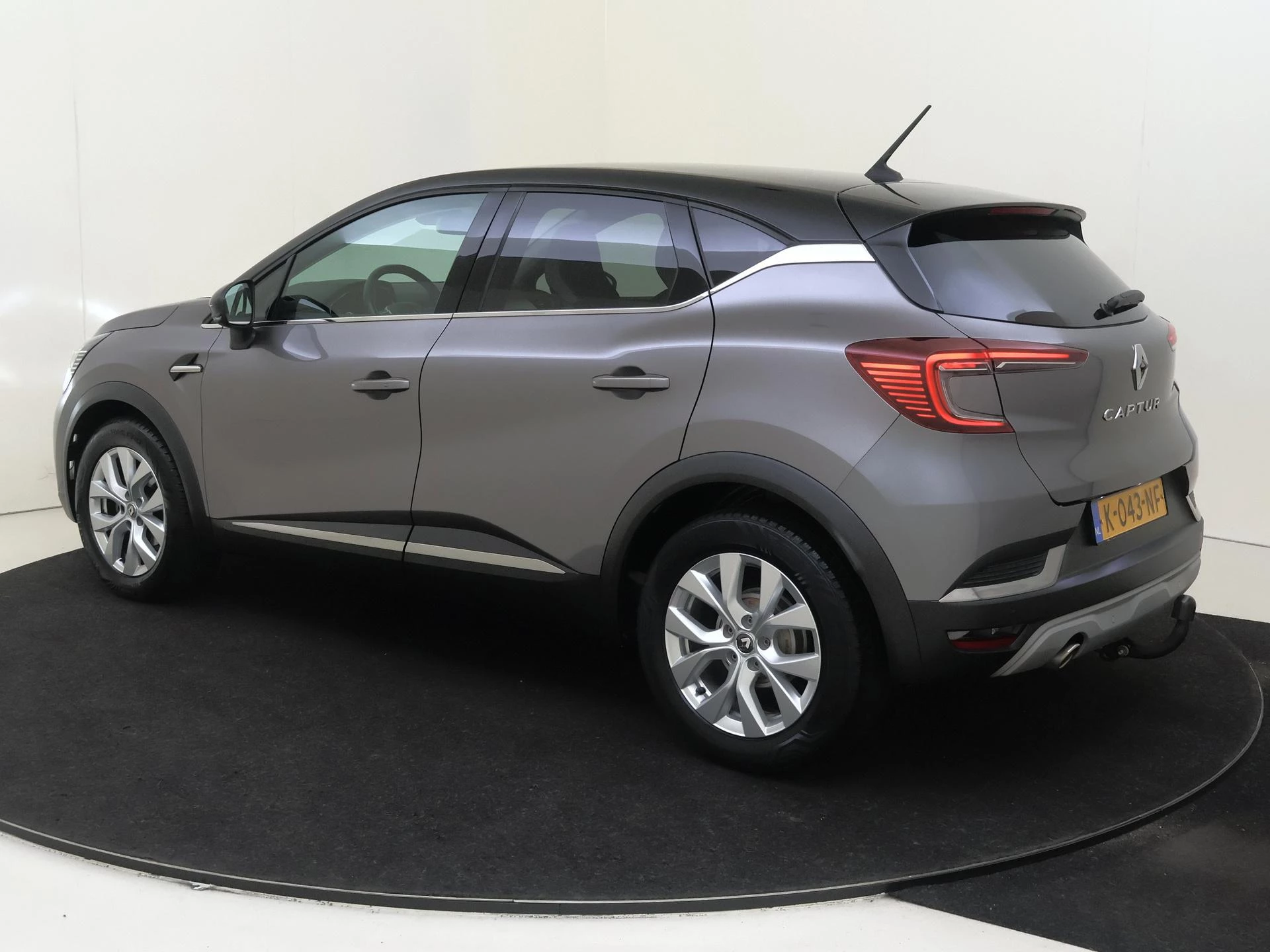 Renault Captur 1.3 TCe 140 Intens
