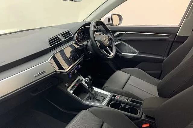 Audi-Q3-image-1