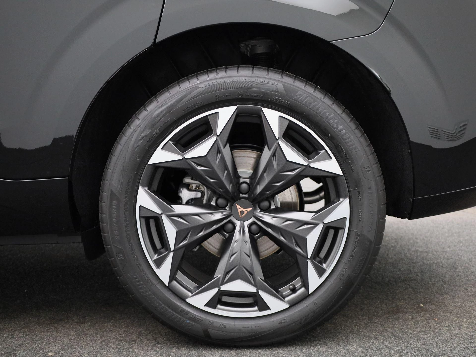 CUPRA Terramar 1.5 TSI e-Hybrid Business