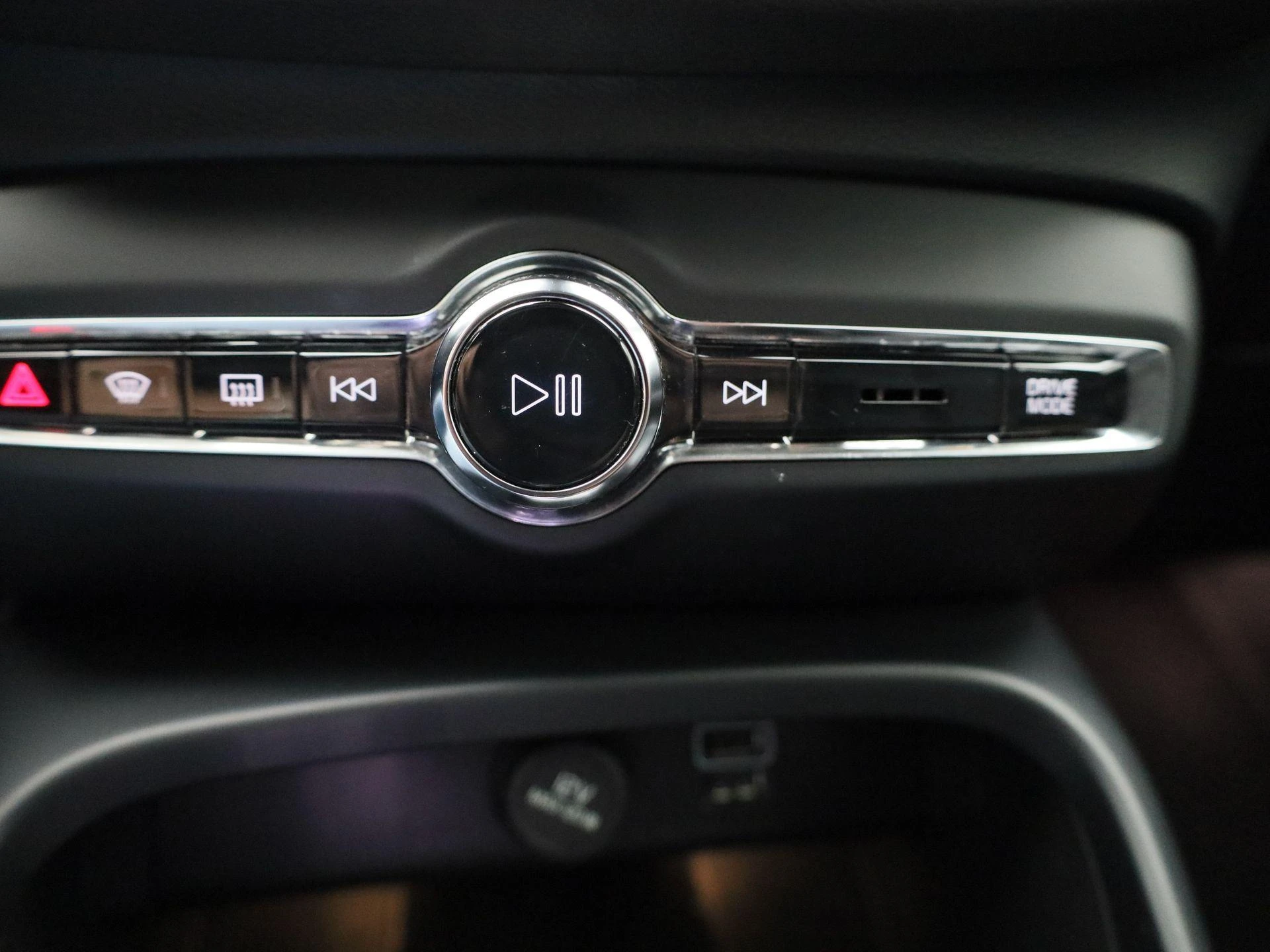 Volvo-XC40-image-20