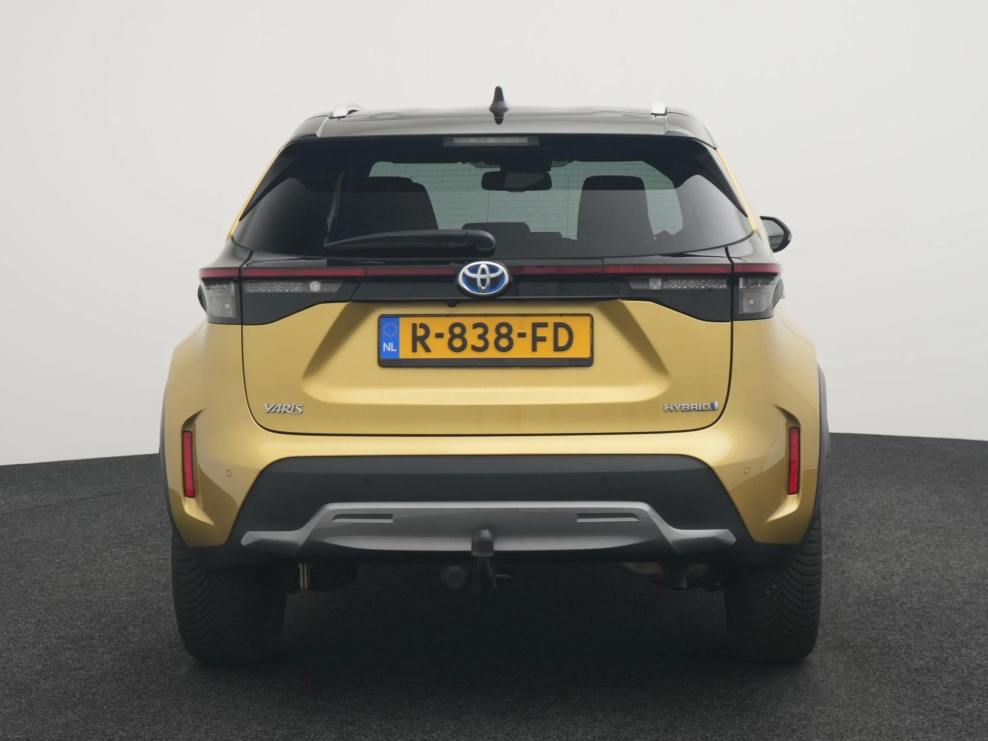 Toyota-Yaris Cross-image-4
