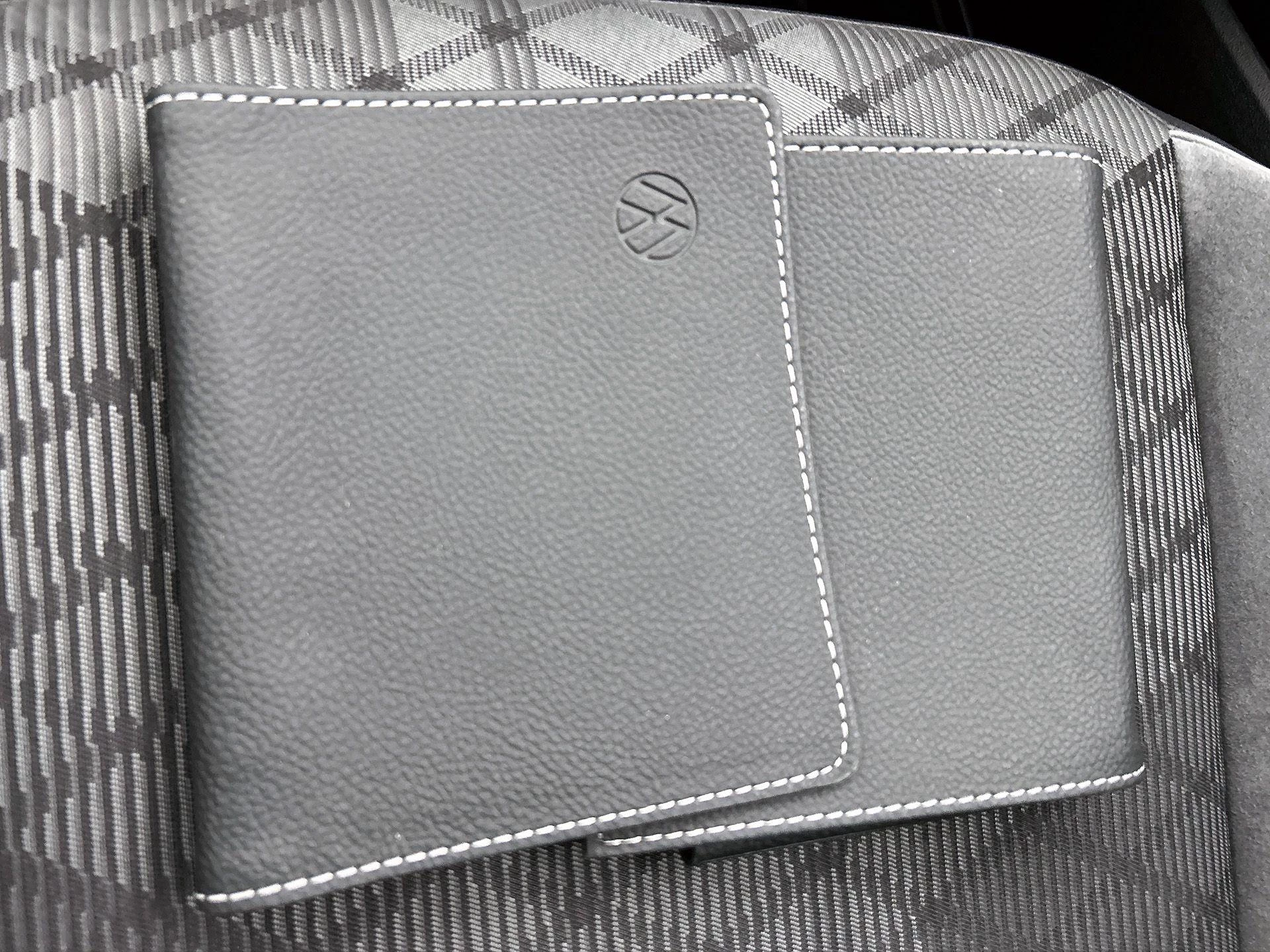 Volkswagen-Tiguan-image-28