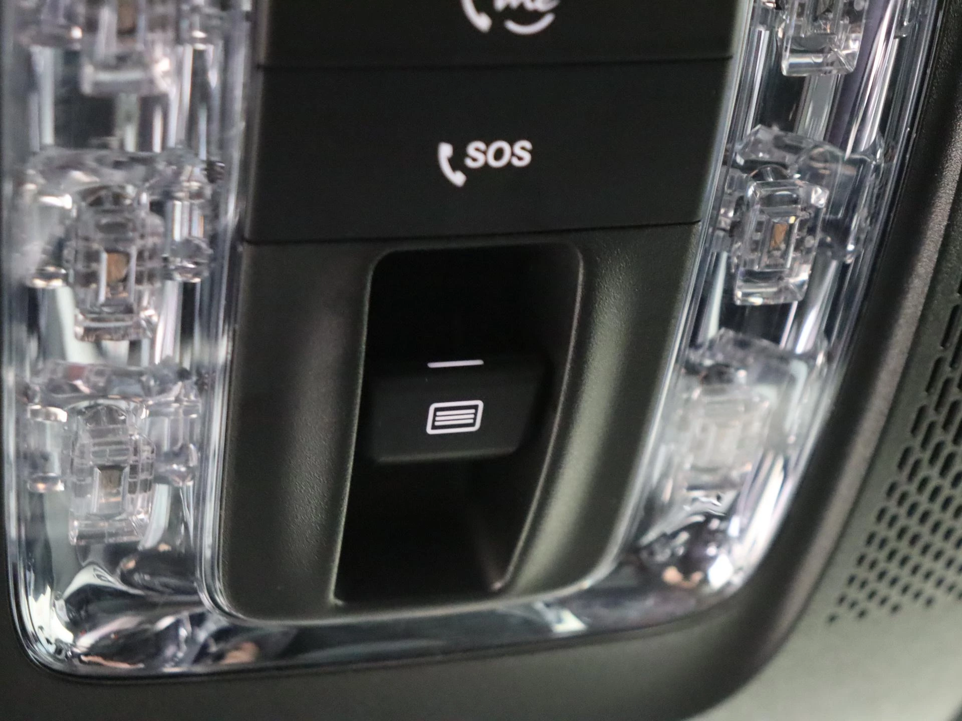 Mercedes-Benz-GLE-image-35