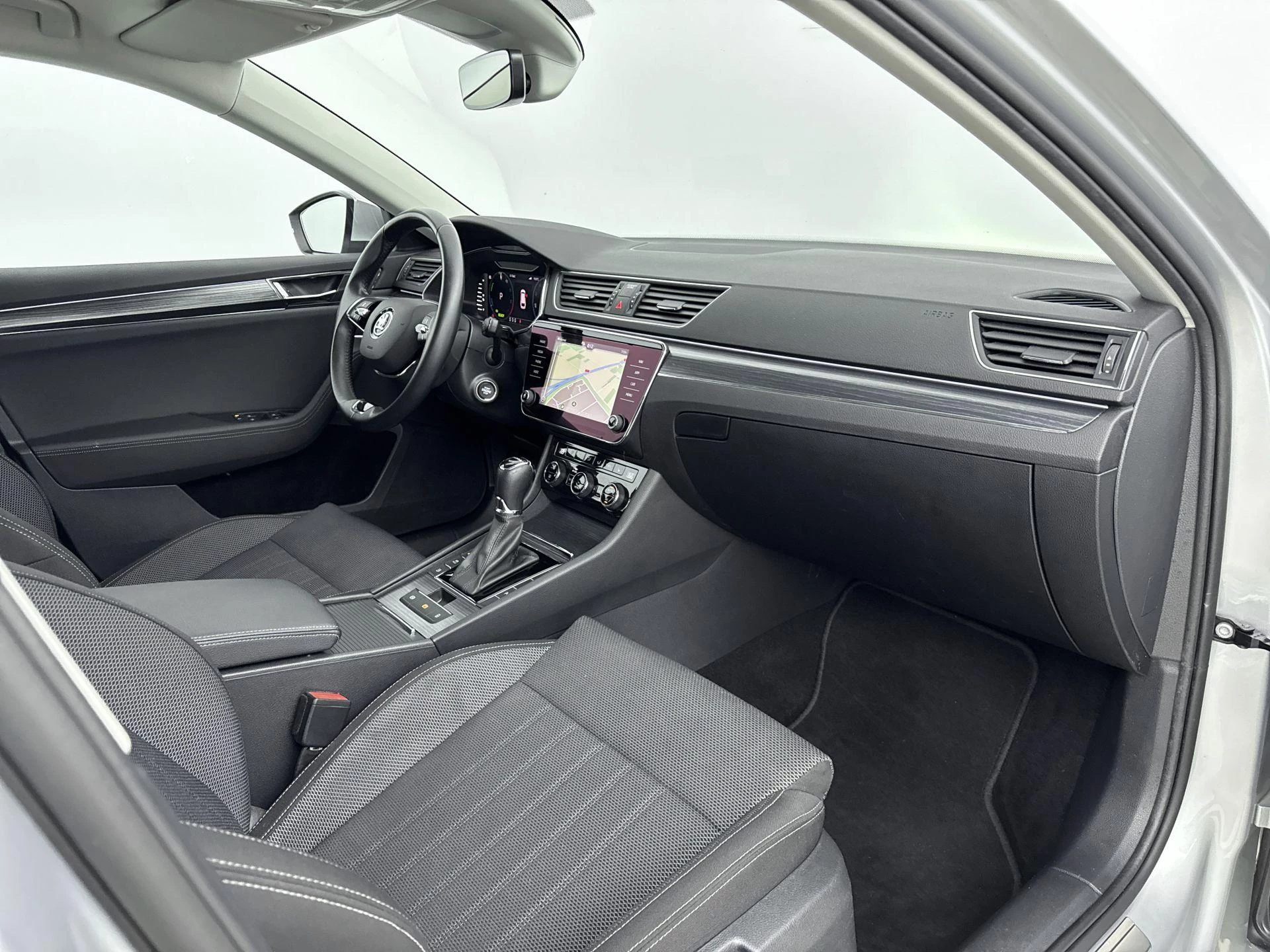 Škoda-Superb-image-17