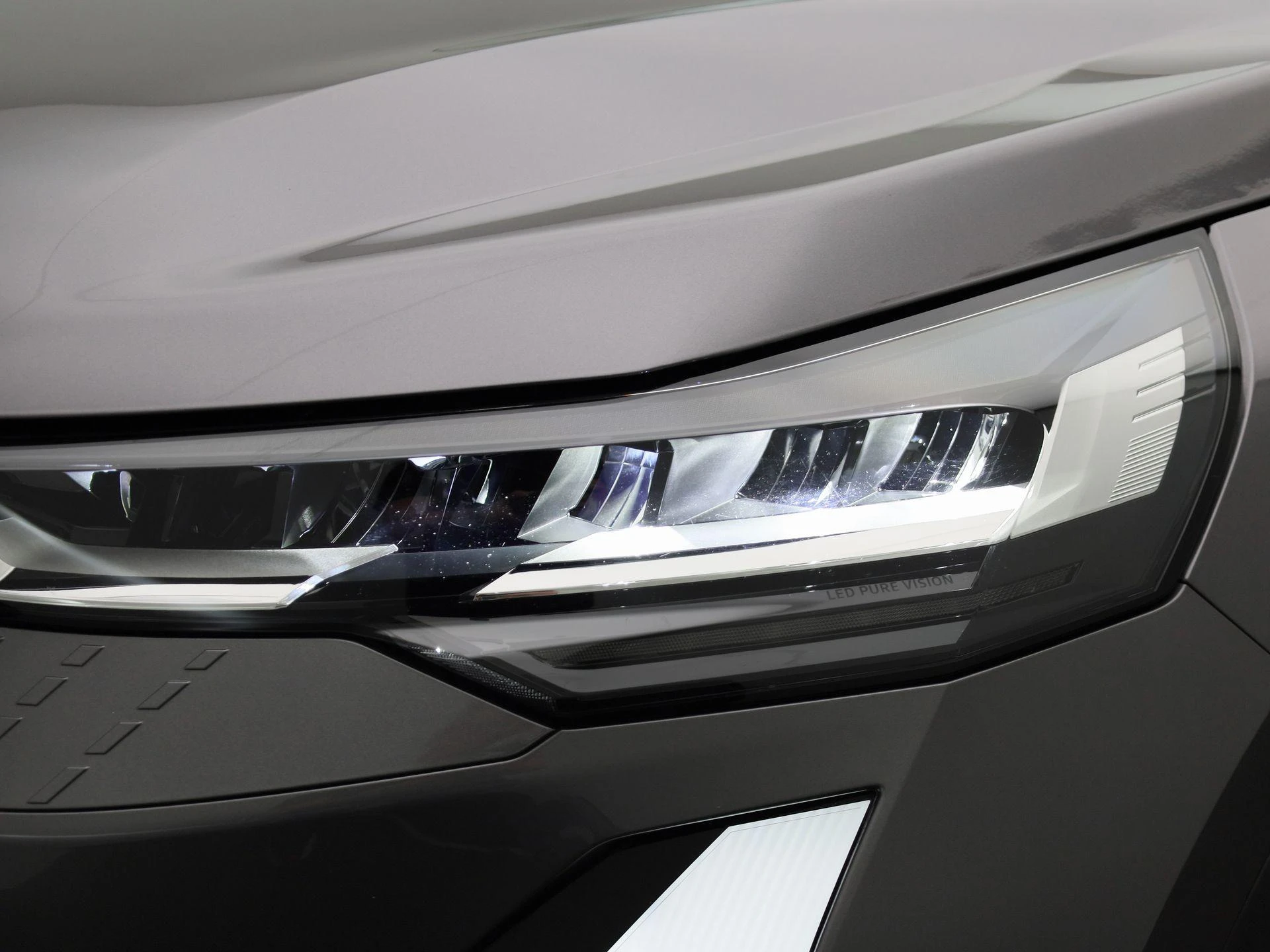Renault-Captur-image-12