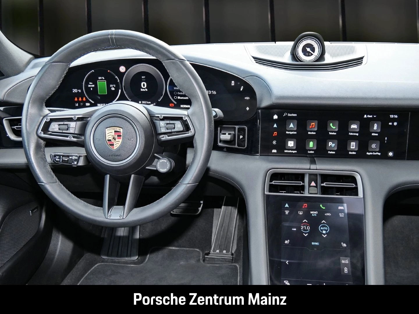 Porsche-Taycan-image-22