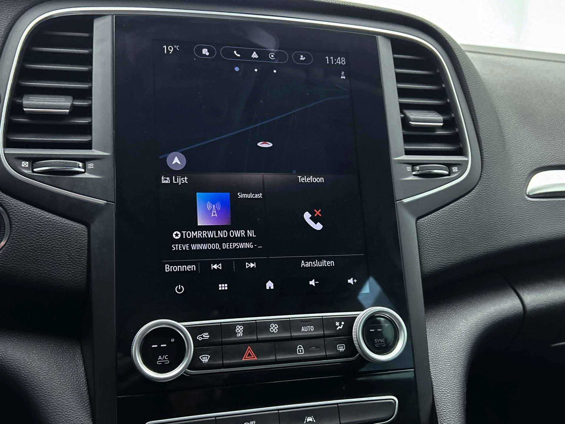 Renault-Mégane Estate-image-18