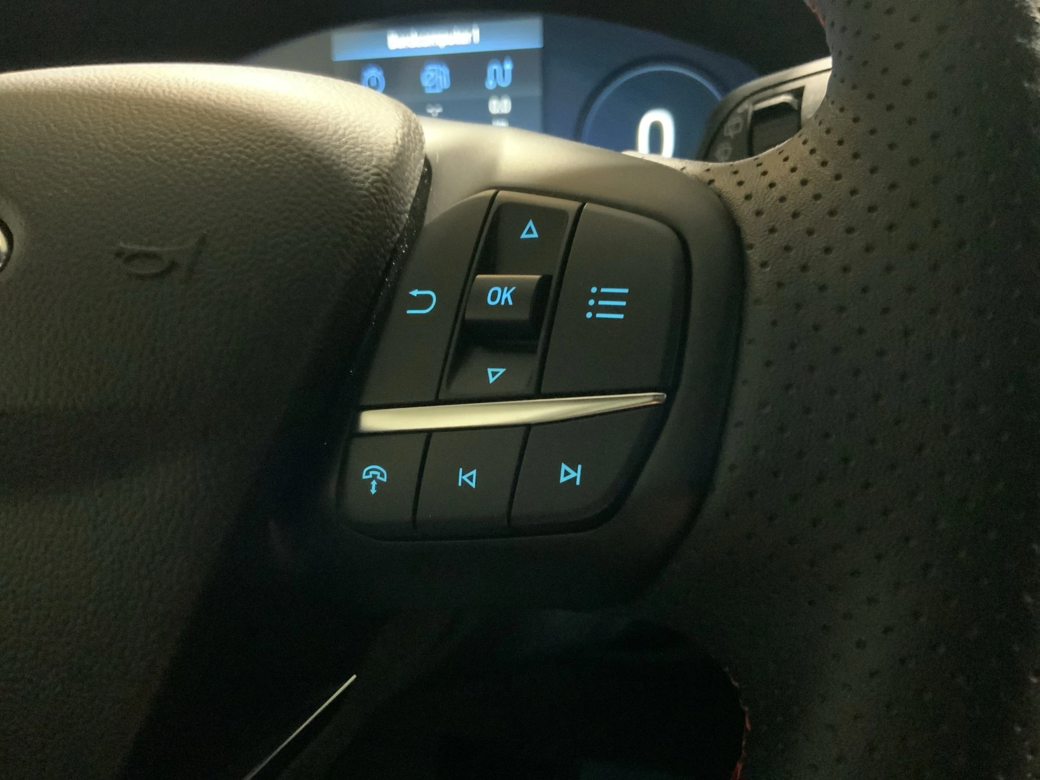 Ford-Kuga-image-17