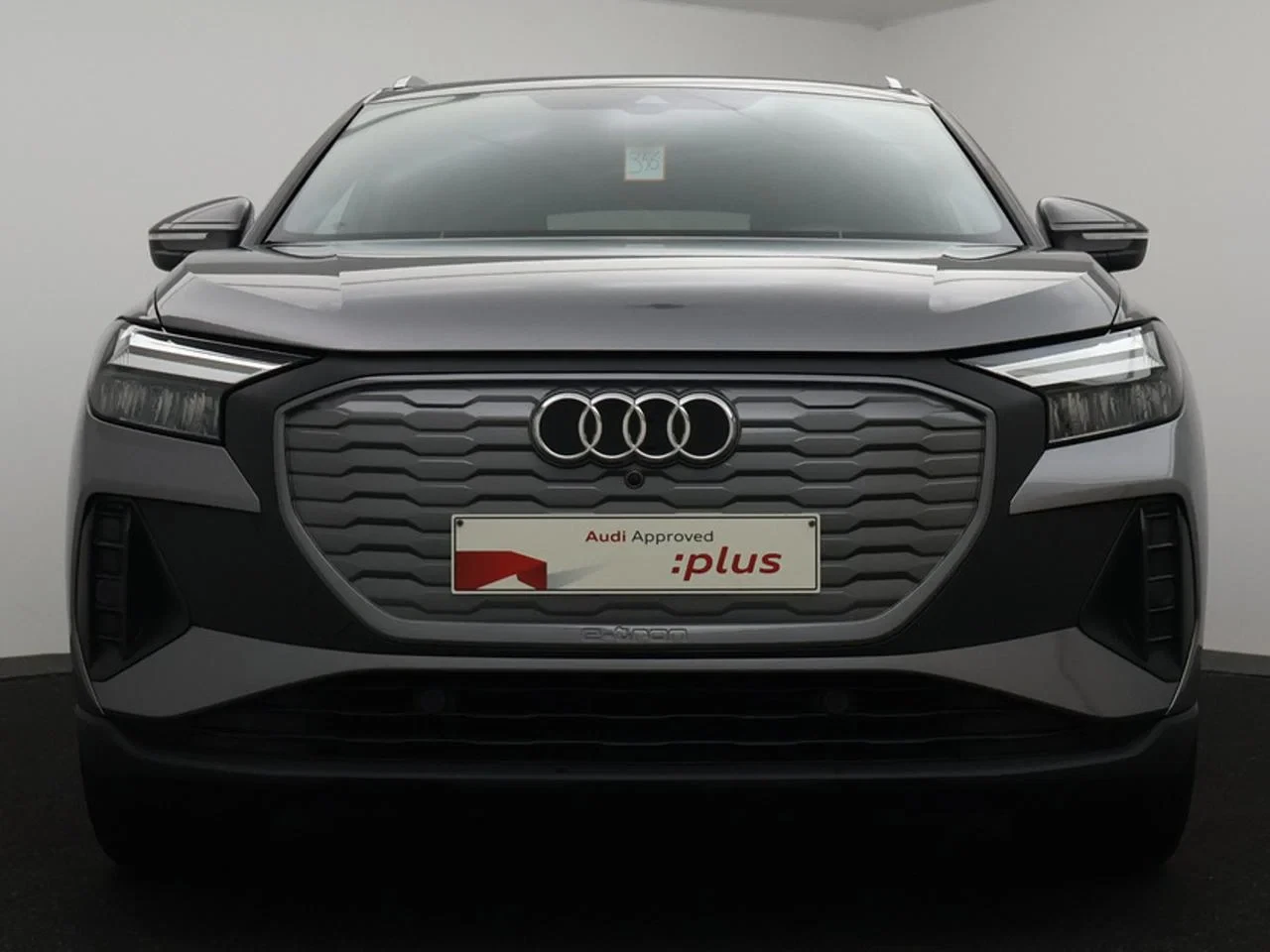 Audi-Q4 e-tron-image-1
